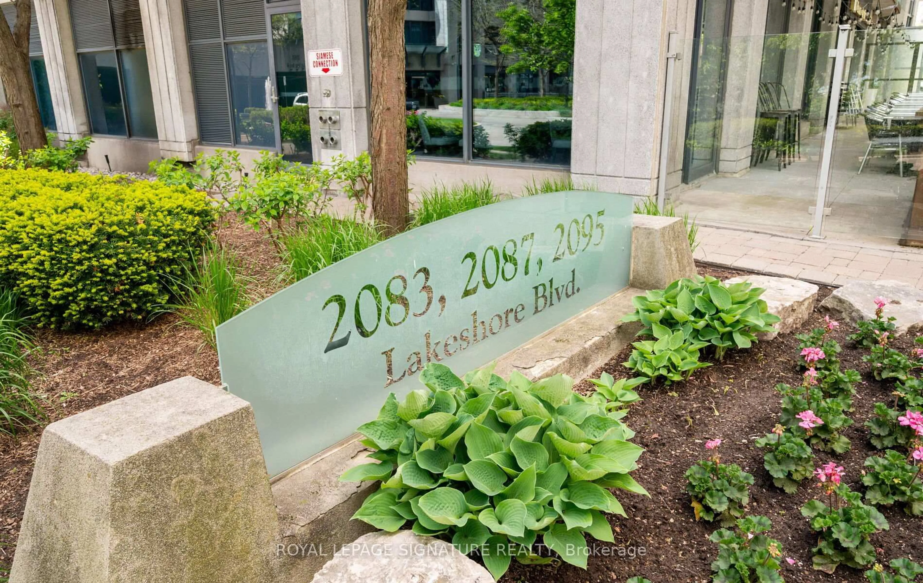 Unknown for 2083 Lake Shore Blvd #1613, Toronto Ontario M8V 4G2