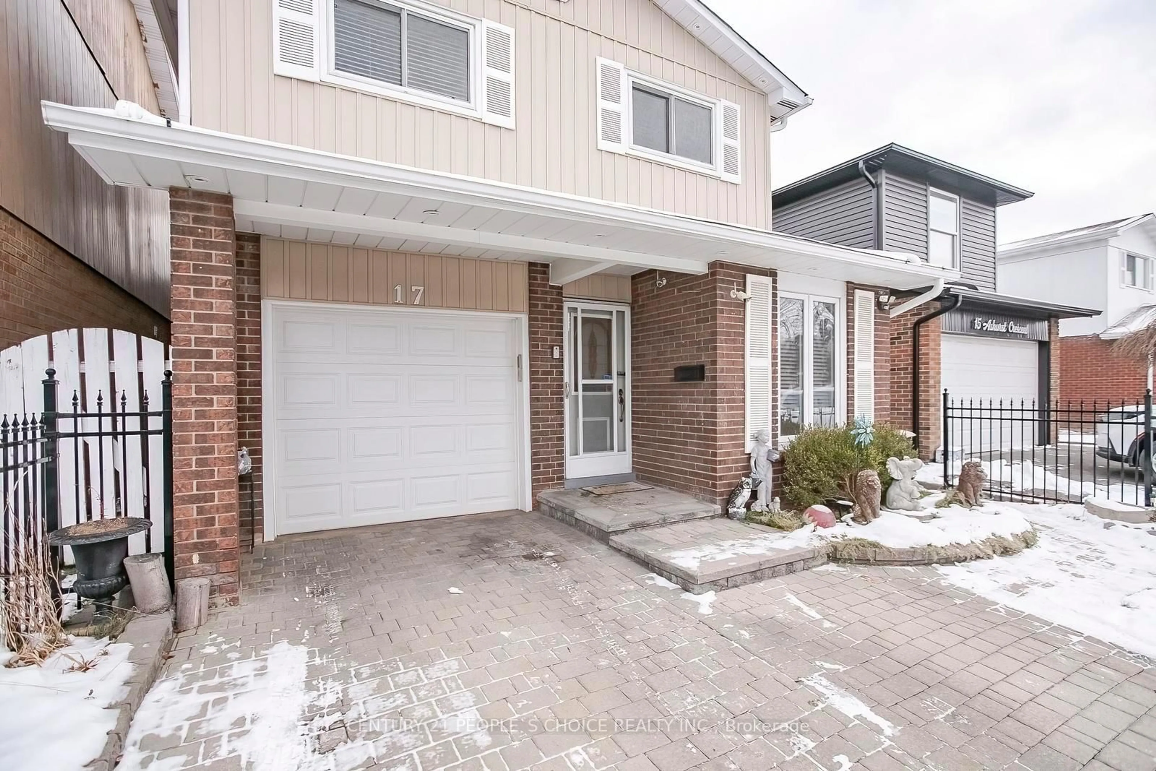 Home with brick exterior material, street for 17 Ashurst Cres, Brampton Ontario L6V 3N6