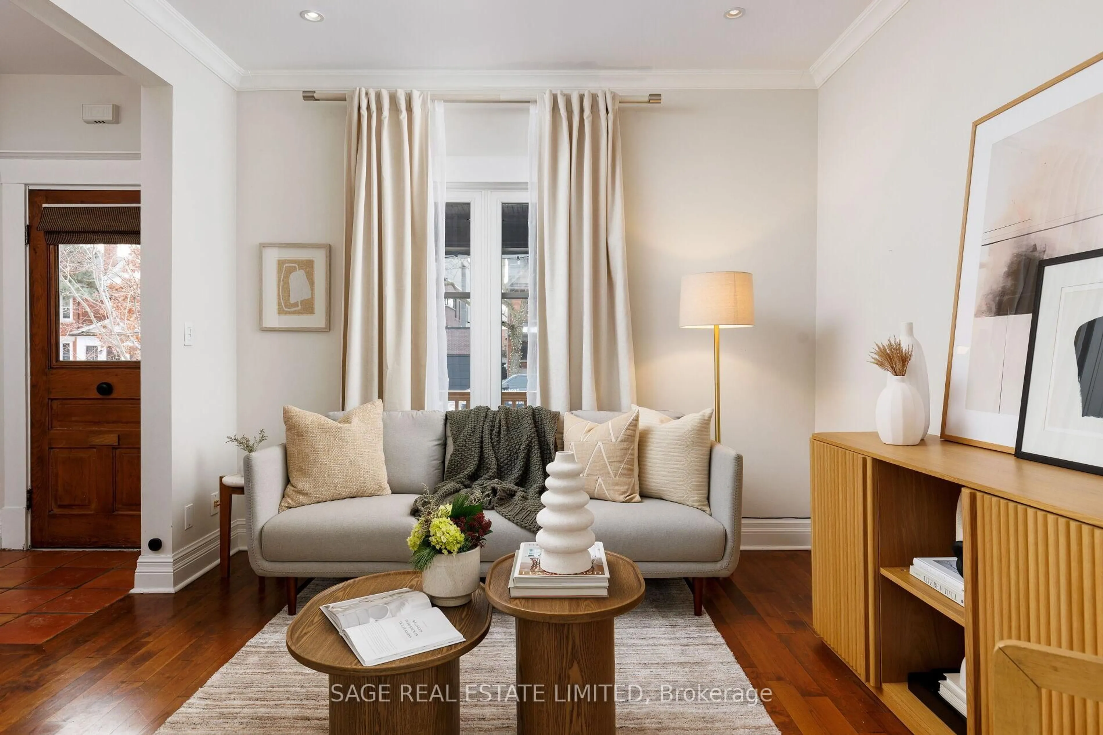 Living room with furniture, unknown for 277 Evelyn Ave, Toronto Ontario M6P 2Z8