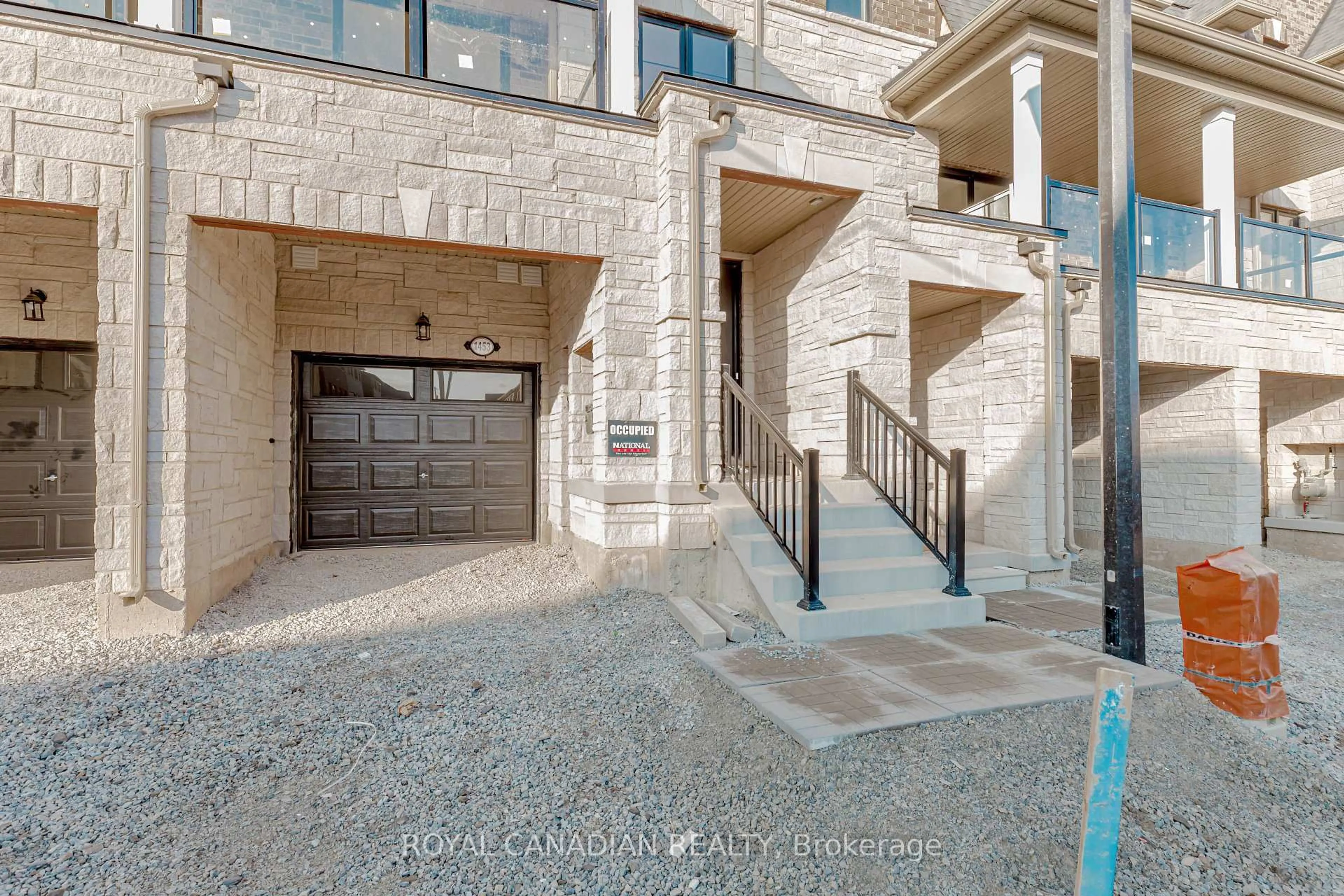 Unknown for 1453 National Common, Burlington Ontario L7P 0V7