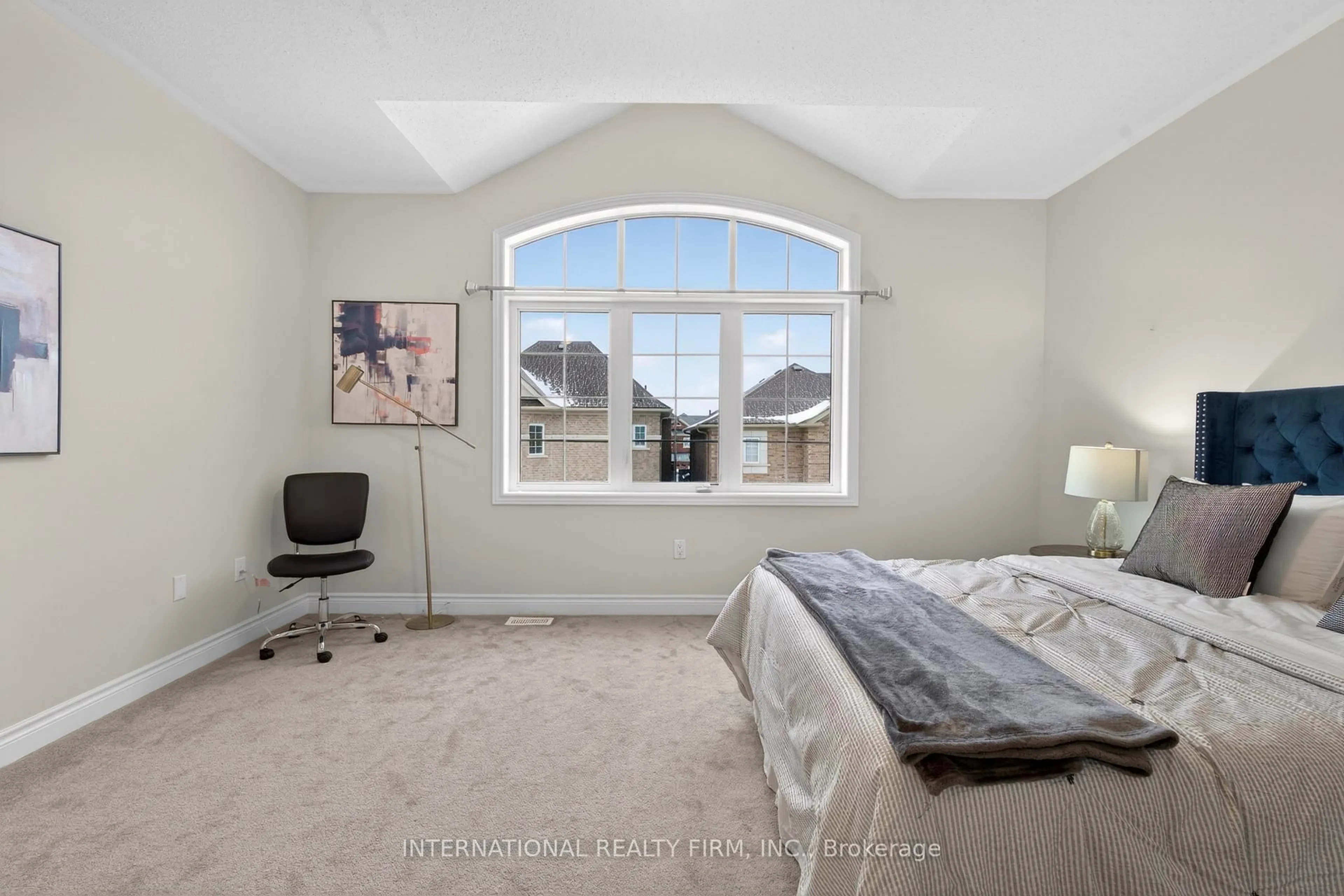 A pic of a room for 254 Niagara Tr, Halton Hills Ontario L7G 0M4