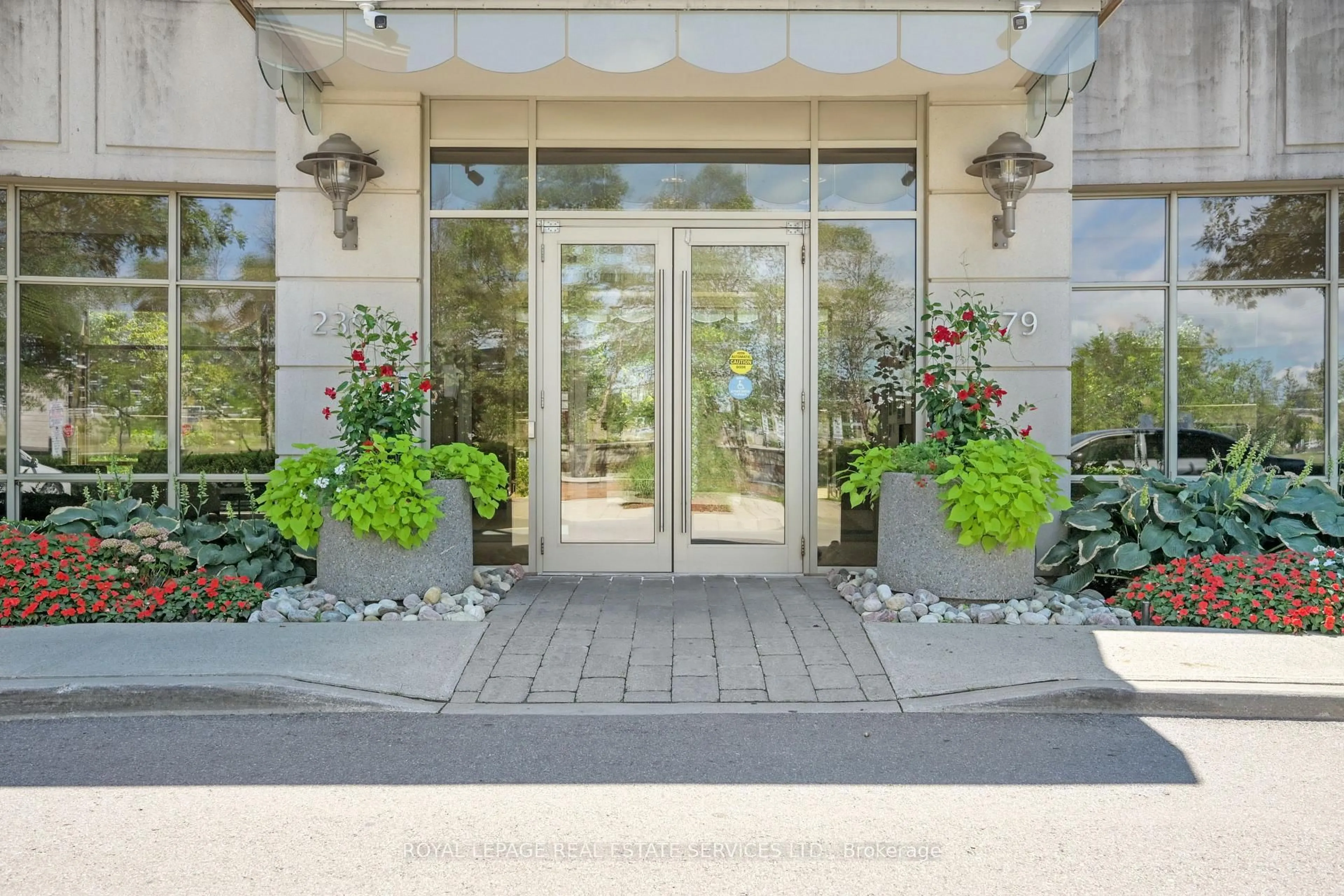 Unknown for 2391 Central Park Dr #309, Oakville Ontario L6H 0E4