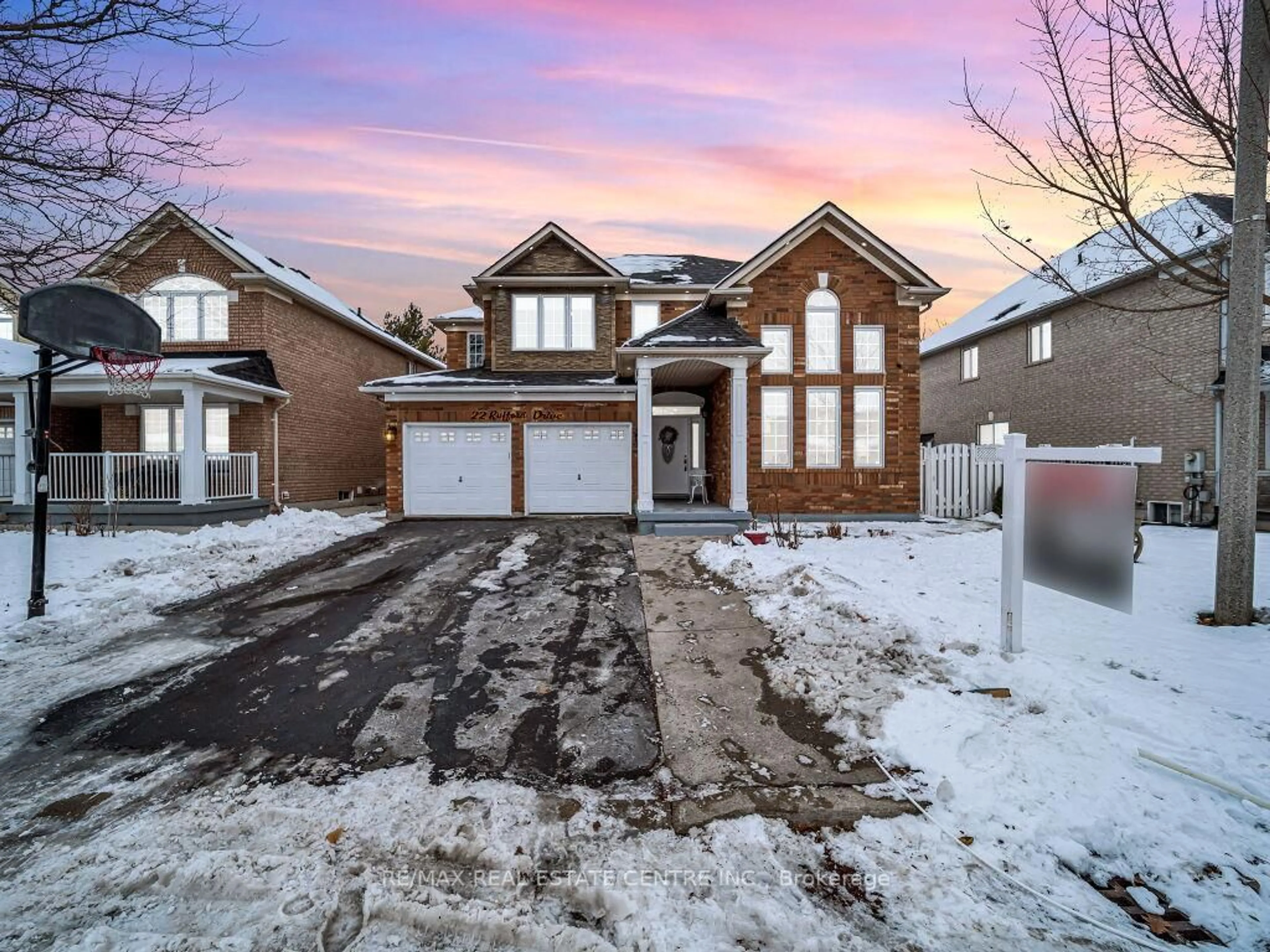 Home with brick exterior material, street for 22 Rufford Dr, Brampton Ontario L6P 1E6