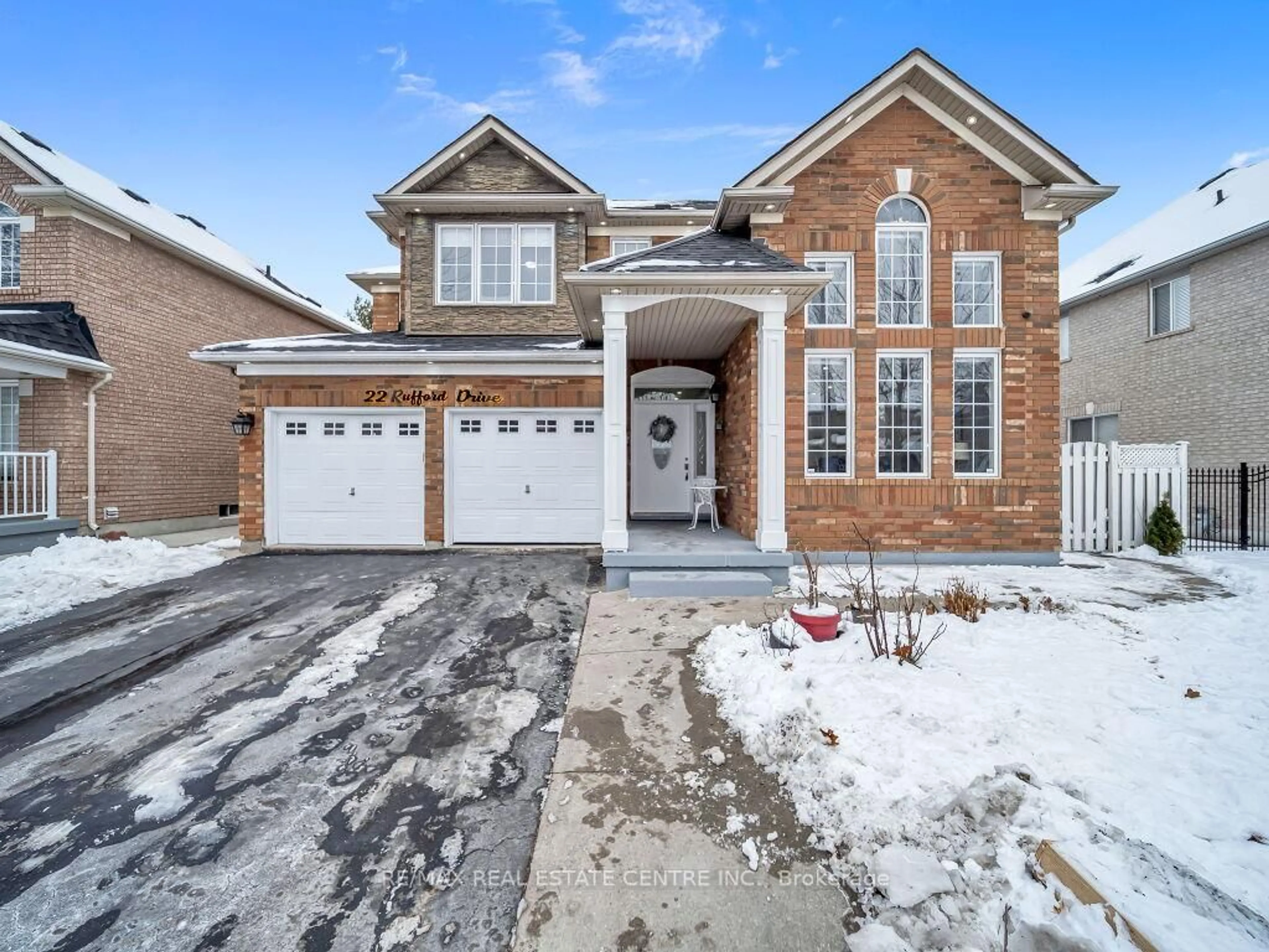 Home with brick exterior material, street for 22 Rufford Dr, Brampton Ontario L6P 1E6