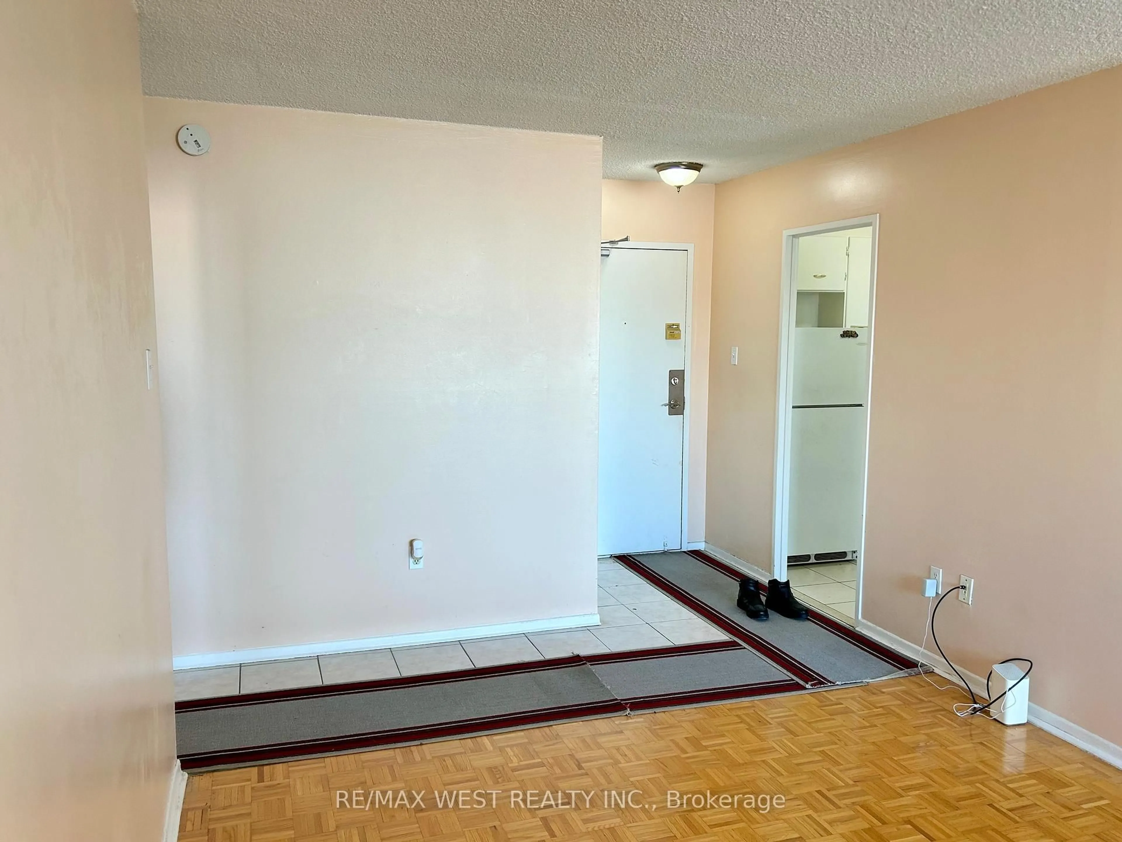 Unknown for 5 San Romano Way #1510, Toronto Ontario M3N 2Y4