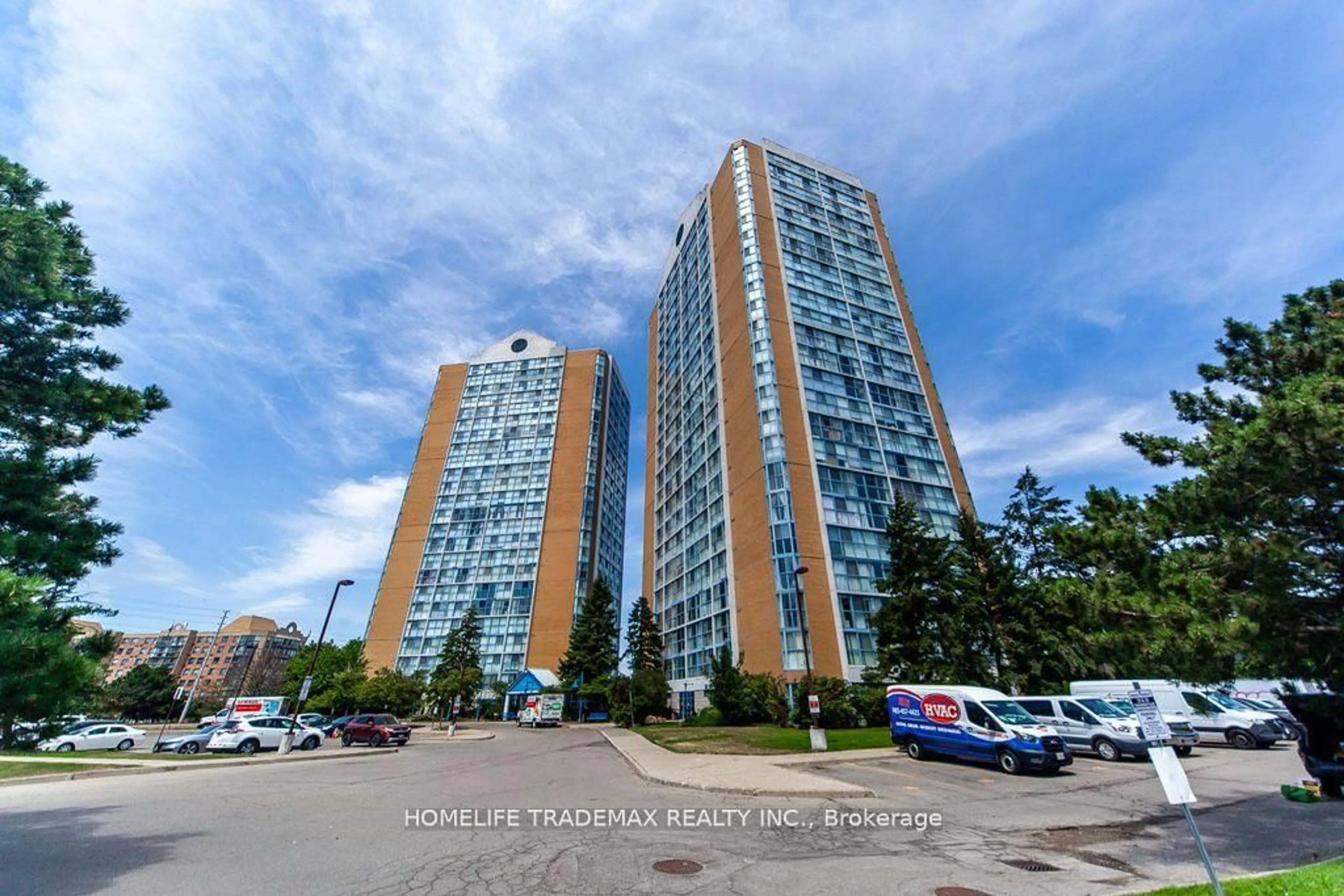 A pic from outside/outdoor area/front of a property/back of a property/a pic from drone, building for 35 Trailwood Dr #2117, Mississauga Ontario L4Z 3L6