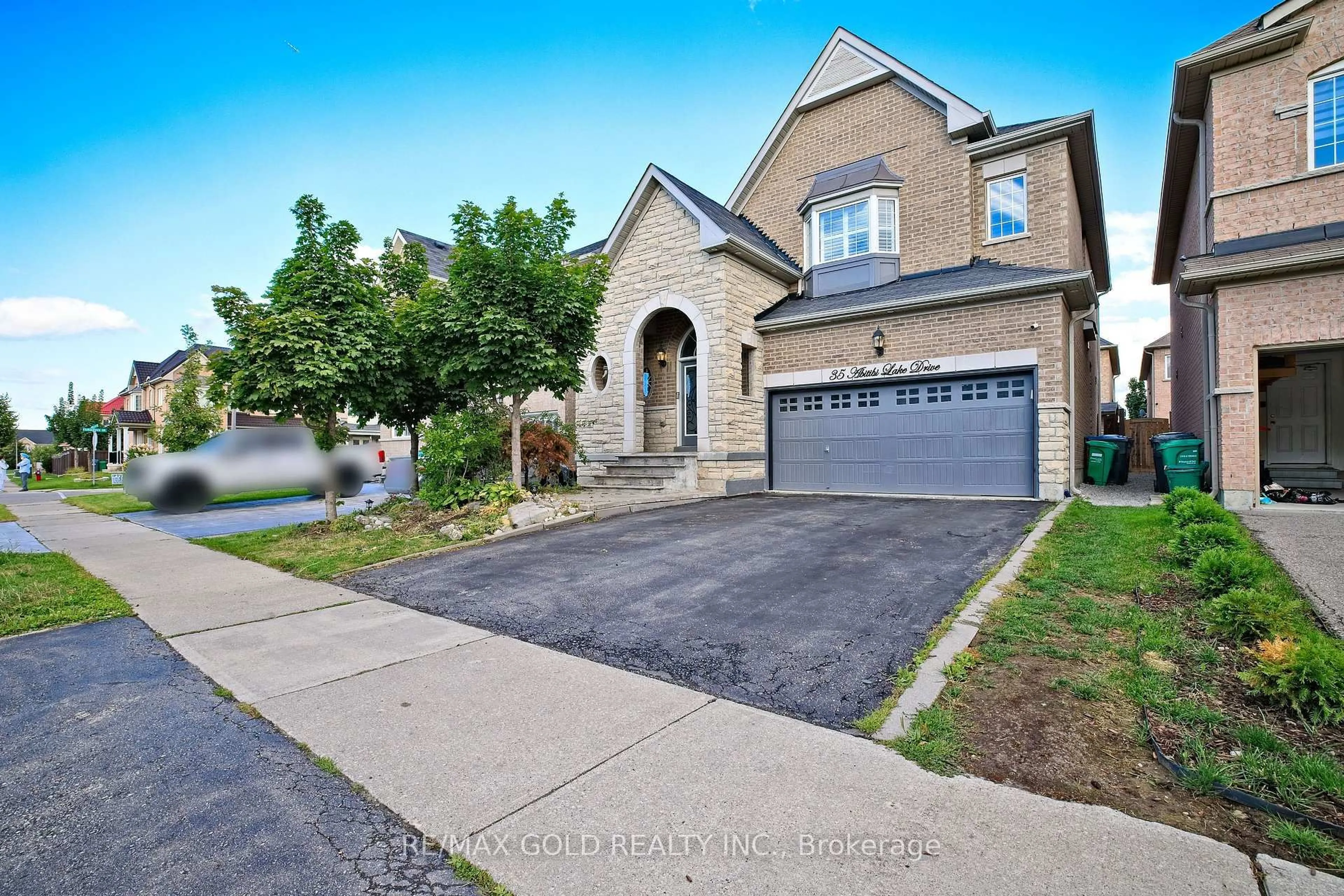Home with brick exterior material, street for 35 Abitibi Lake Dr, Brampton Ontario L6R 0Y3