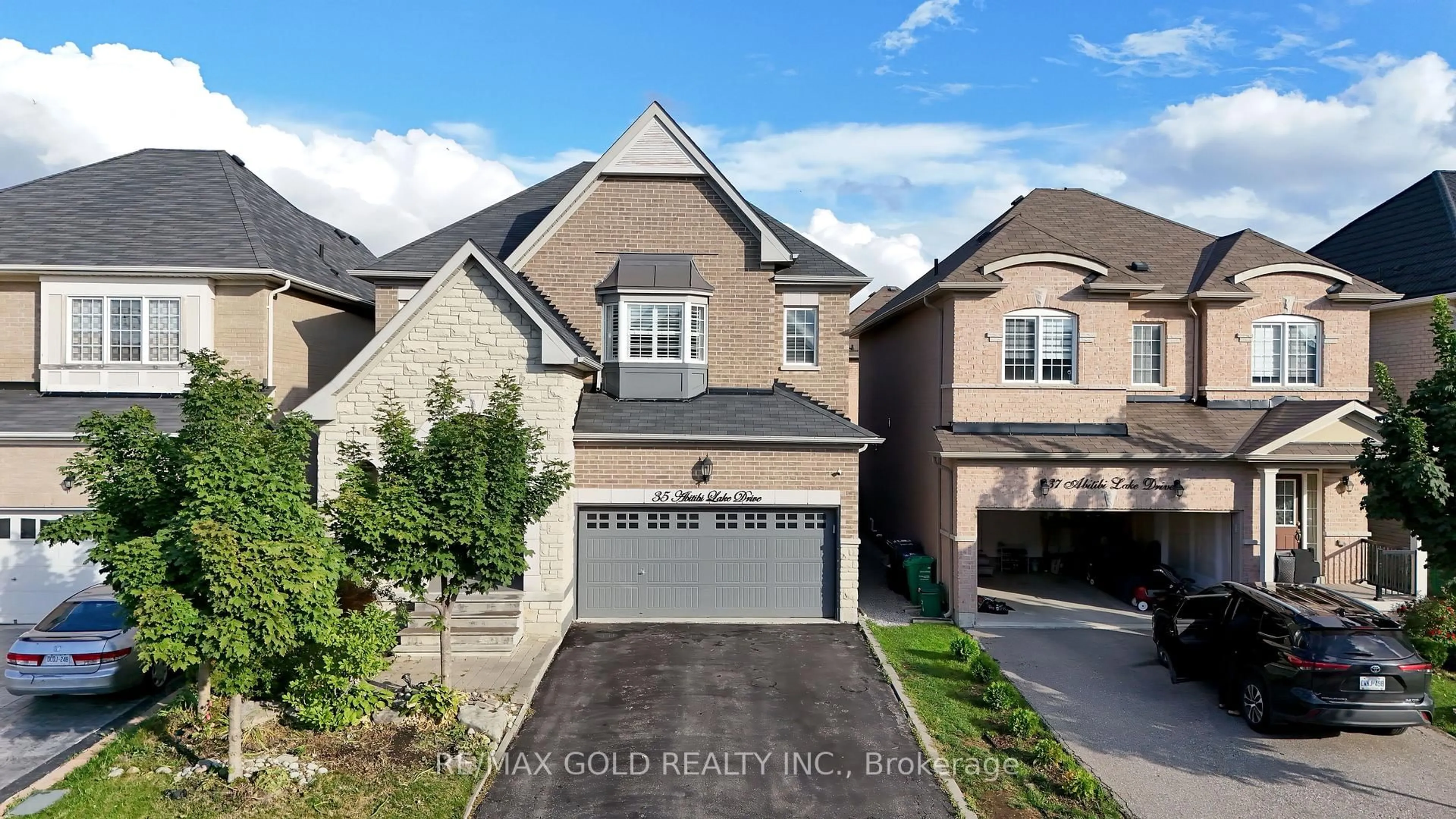 Home with brick exterior material, street for 35 Abitibi Lake Dr, Brampton Ontario L6R 0Y3