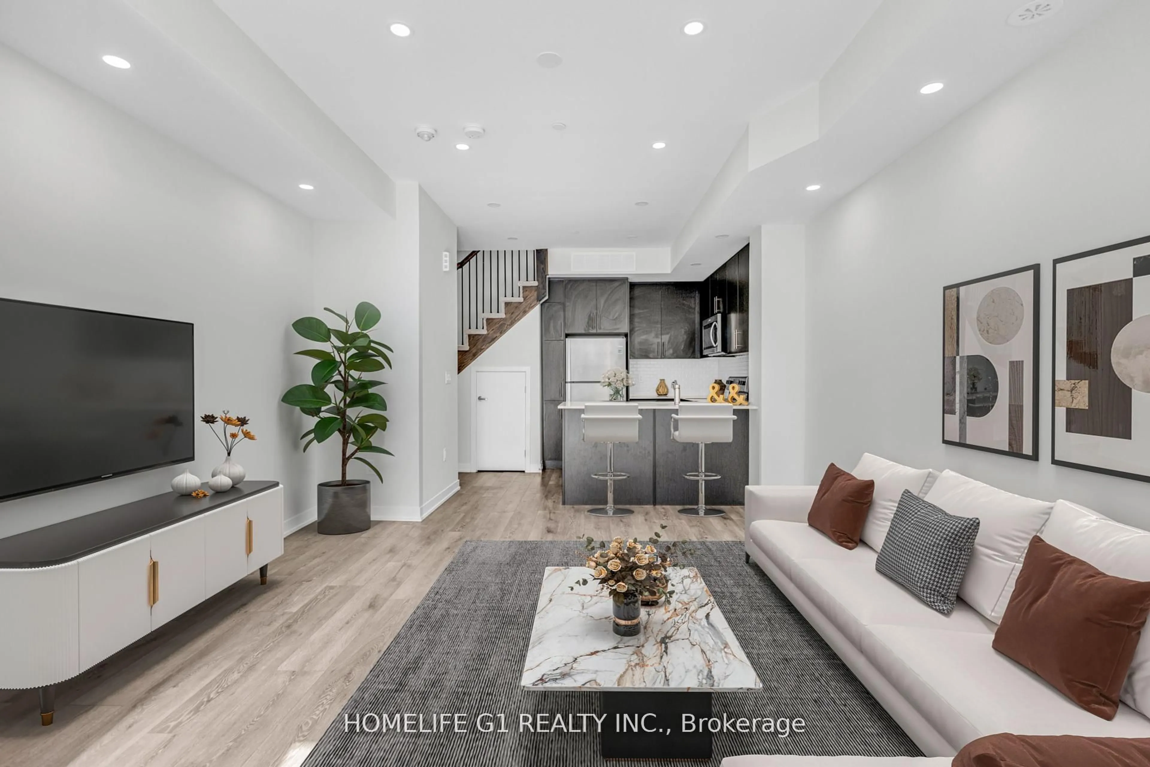 Open concept kitchen, unknown for 3429 Ridgeway Dr #5, Mississauga Ontario L5L 0B9