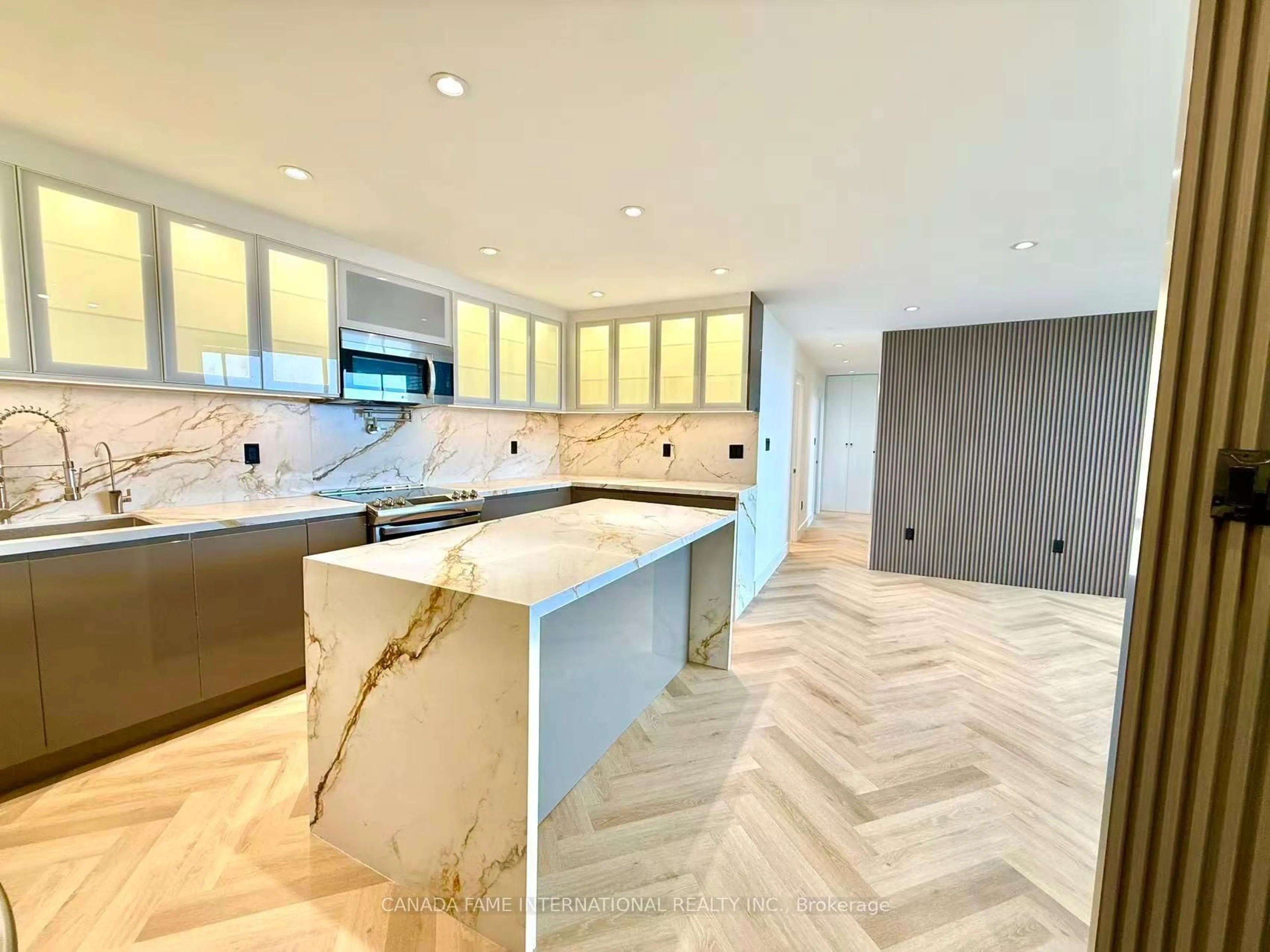 Open concept kitchen, ceramic/tile floor for 330 Dixon Rd #ph04, Toronto Ontario M9R 1S9