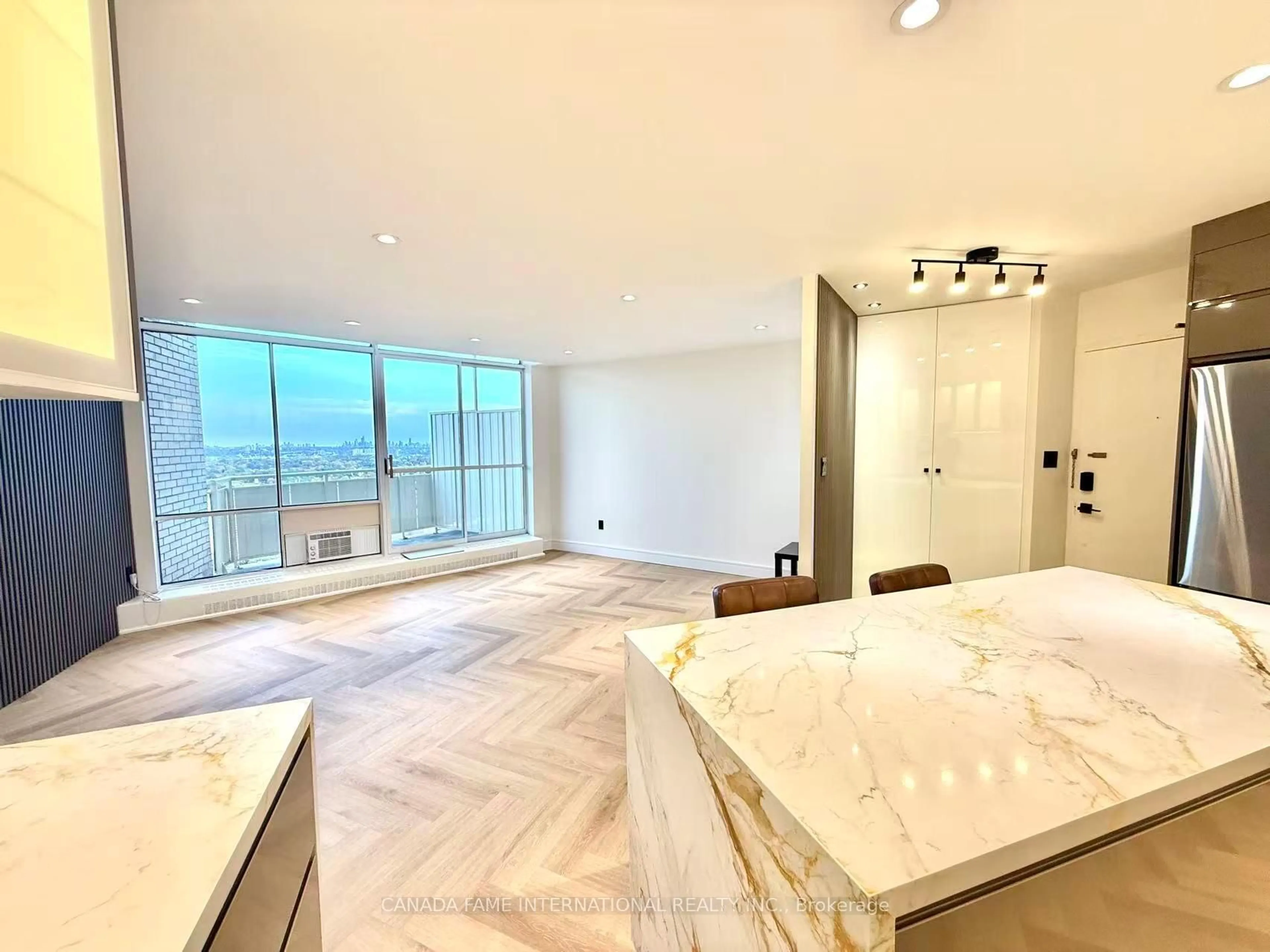 A pic of a room for 330 Dixon Rd #ph04, Toronto Ontario M9R 1S9