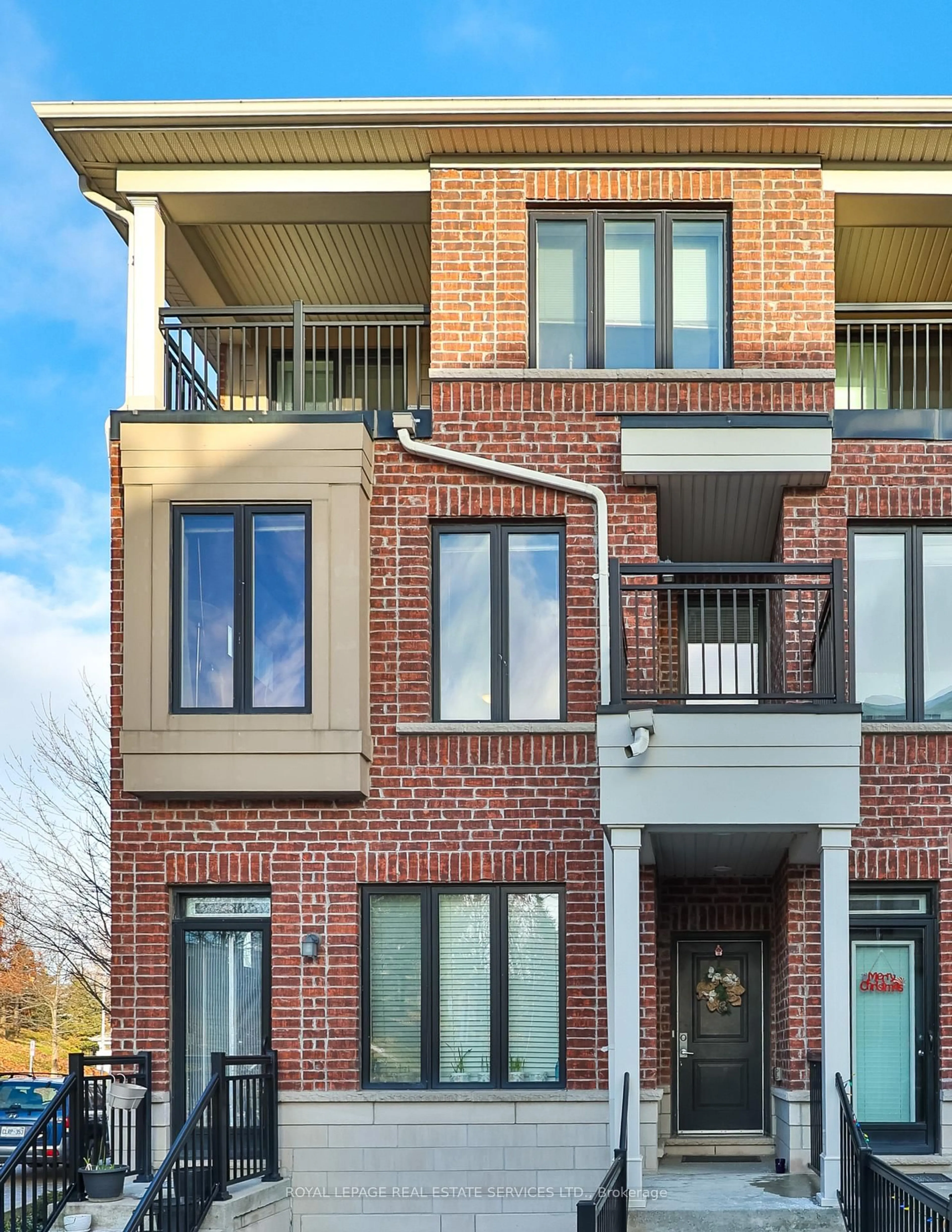 Home with brick exterior material, street for 30 Carnation Ave #92, Toronto Ontario M8V 0B8