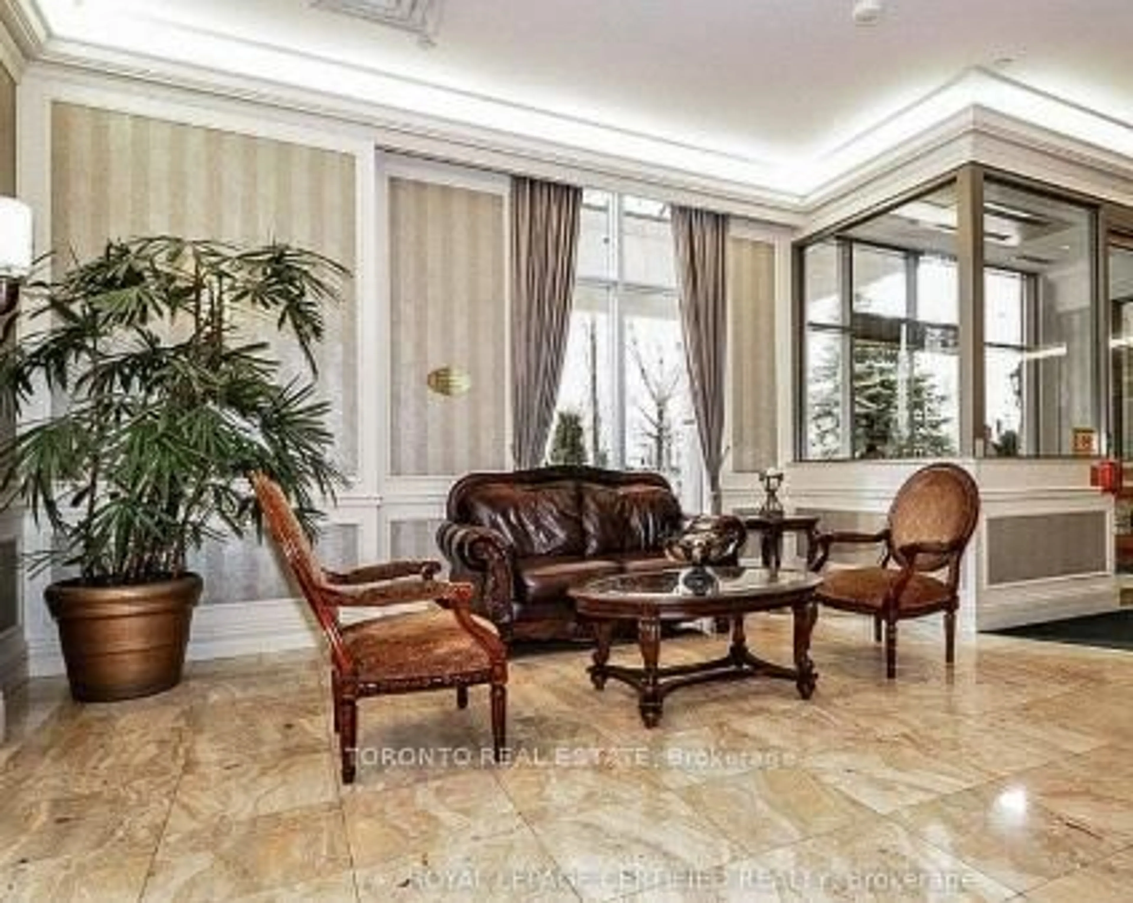 Lobby for 35 Kingsbridge Garden Circ #110, Mississauga Ontario L5R 3Z5