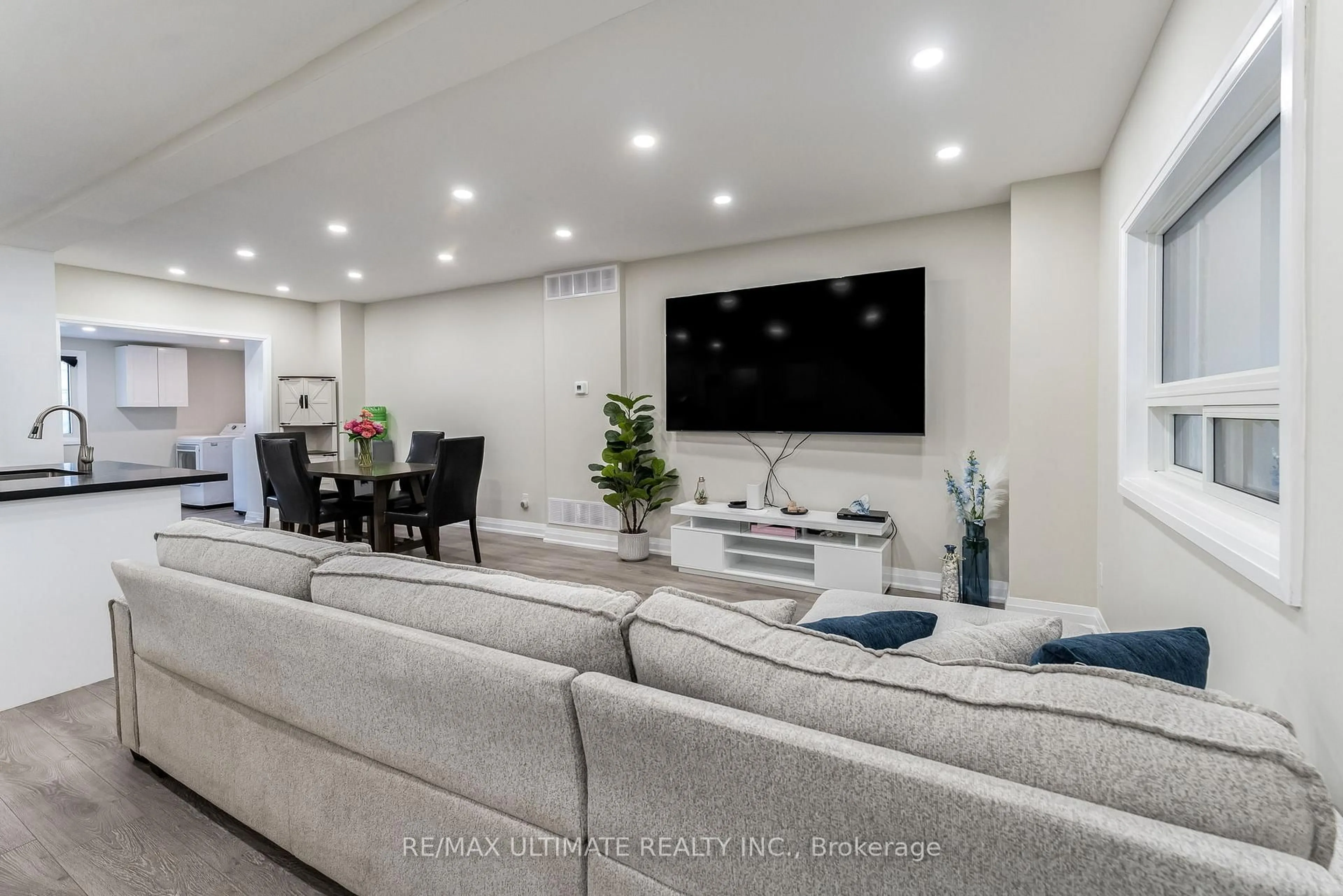 Unknown for 47 Mahoney Ave, Toronto Ontario M6M 2H5