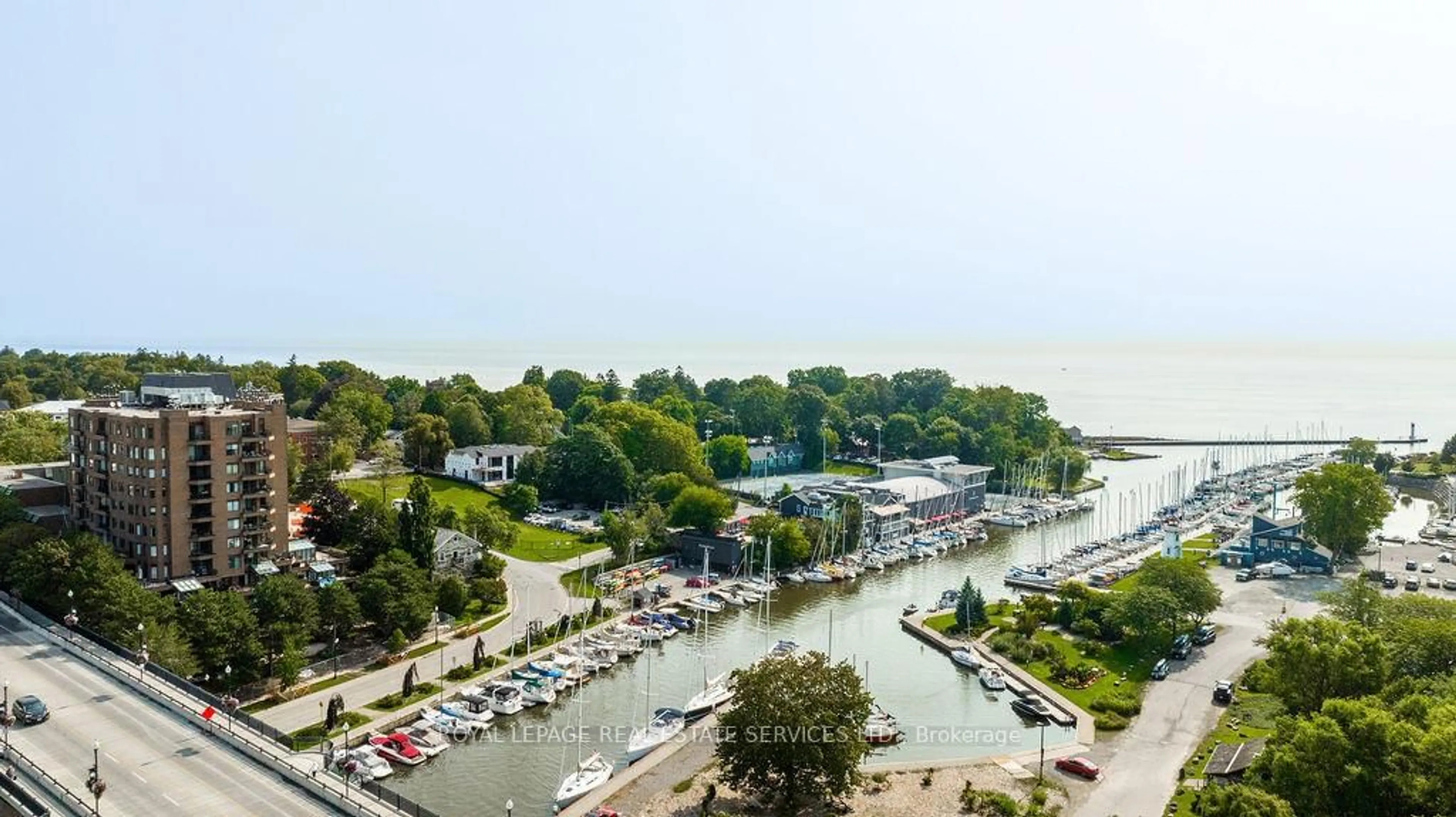 Blurry image for 100 Lakeshore Rd #708, Oakville Ontario L6J 6M9