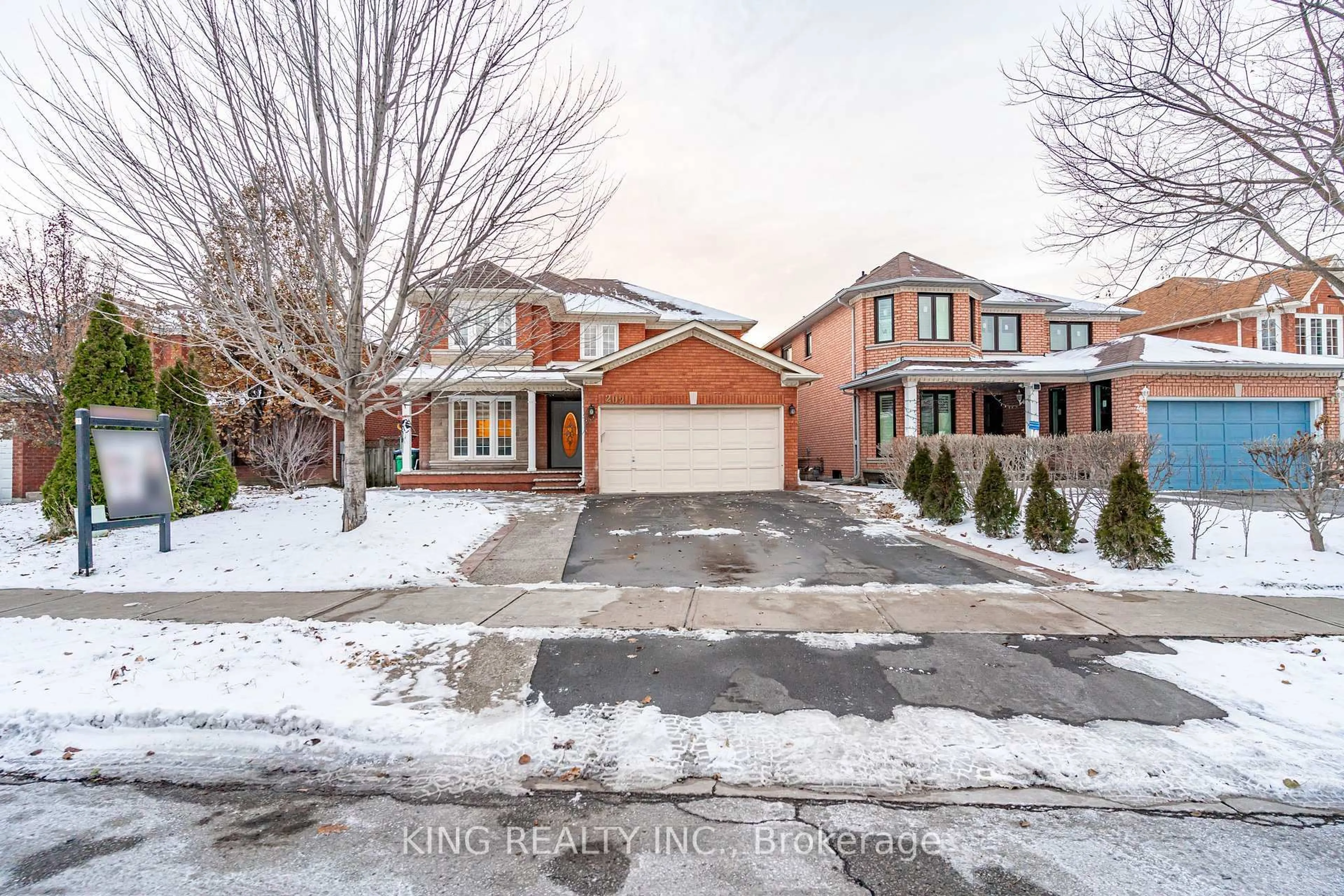 Home with brick exterior material, street for 202 Fernforest Dr, Brampton Ontario L6R 1E1
