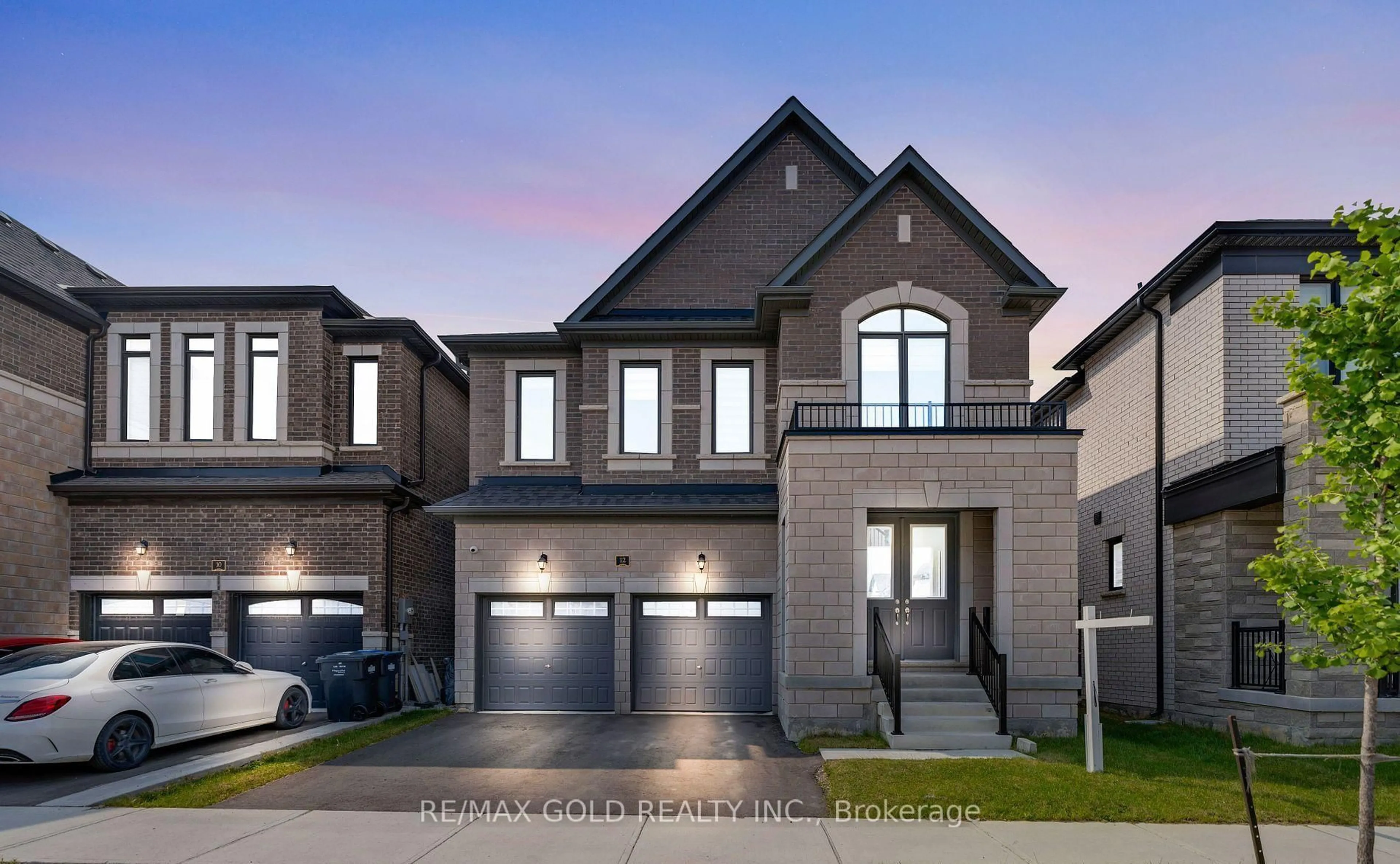 Home with brick exterior material, street for 12 Vincena Rd, Caledon Ontario L7C 1Z9