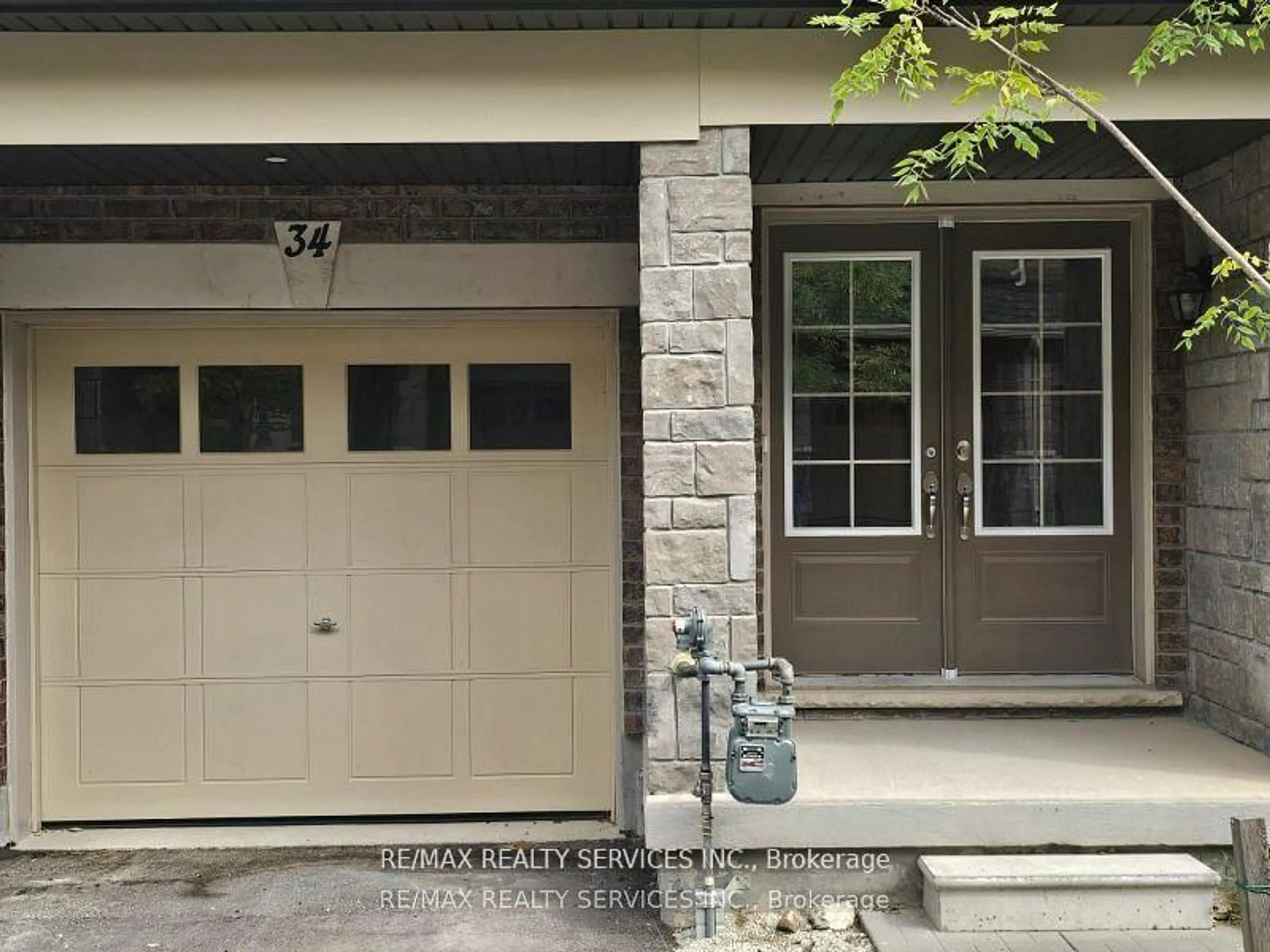 Unknown for 68 First St #34, Orangeville Ontario L9W 2E4