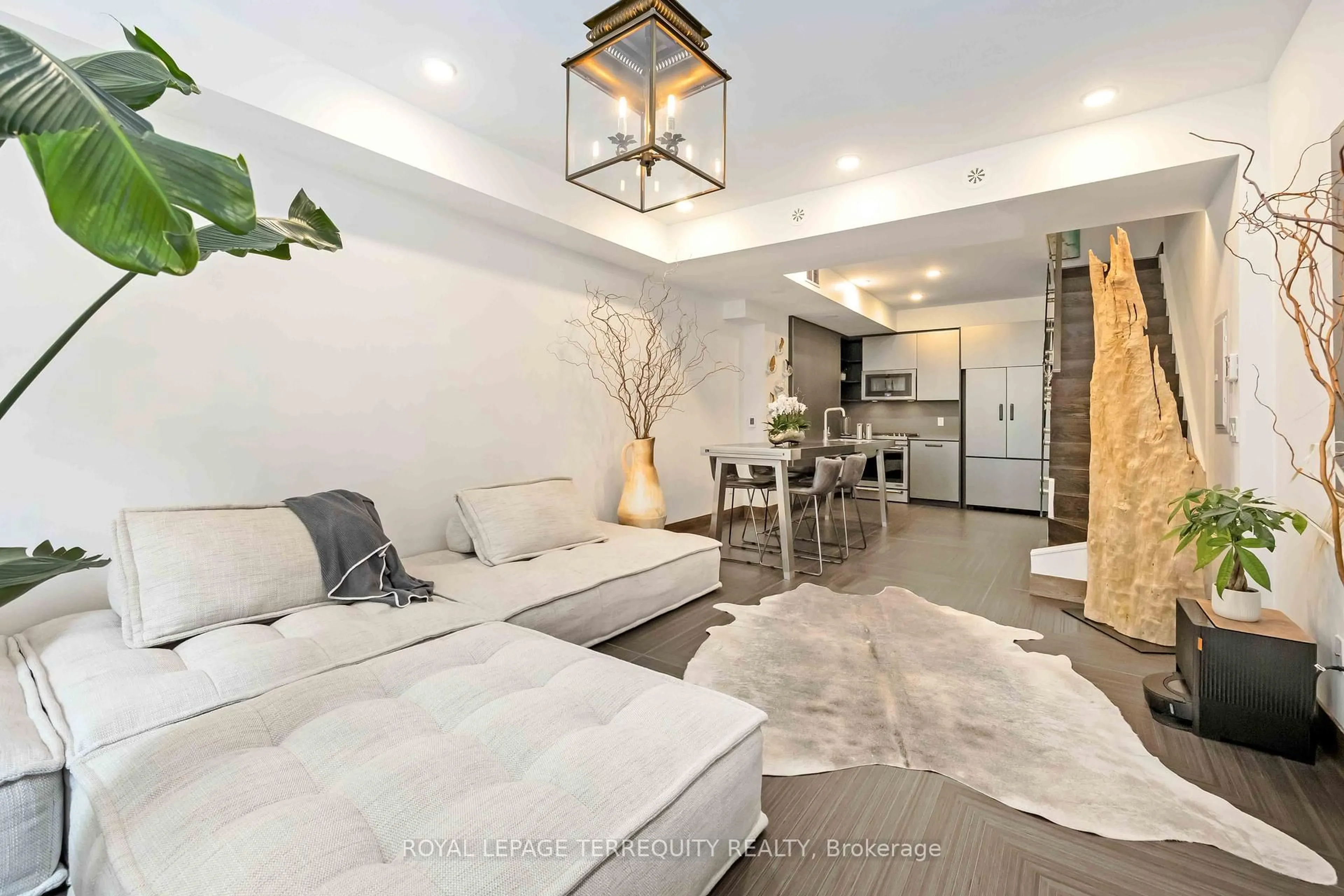 Living room with furniture, ceramic/tile floor for 3 Elsie Lane #30, Toronto Ontario M6P 0B8