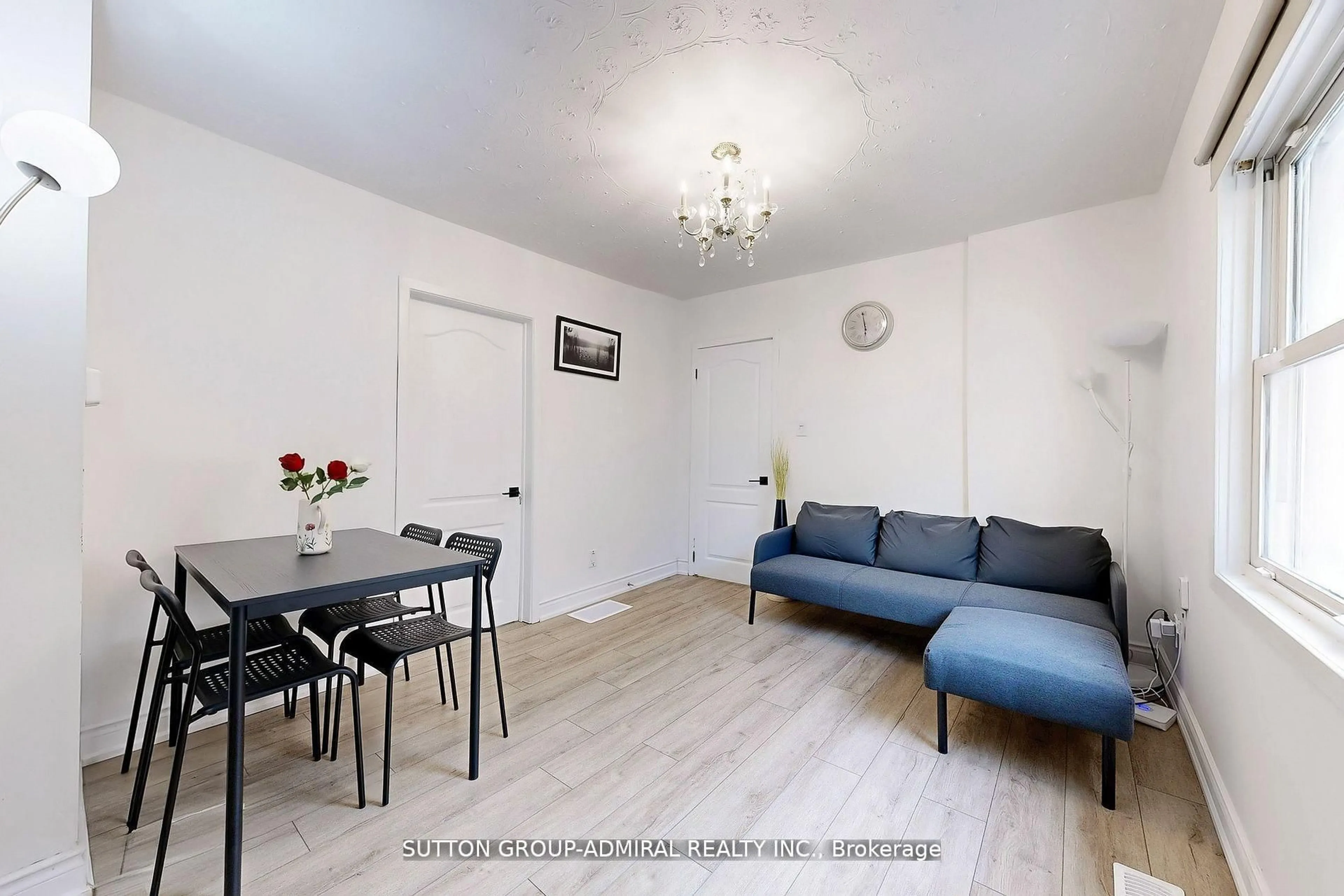 A pic of a room for 14 Spears St, Toronto Ontario M6N 3X7