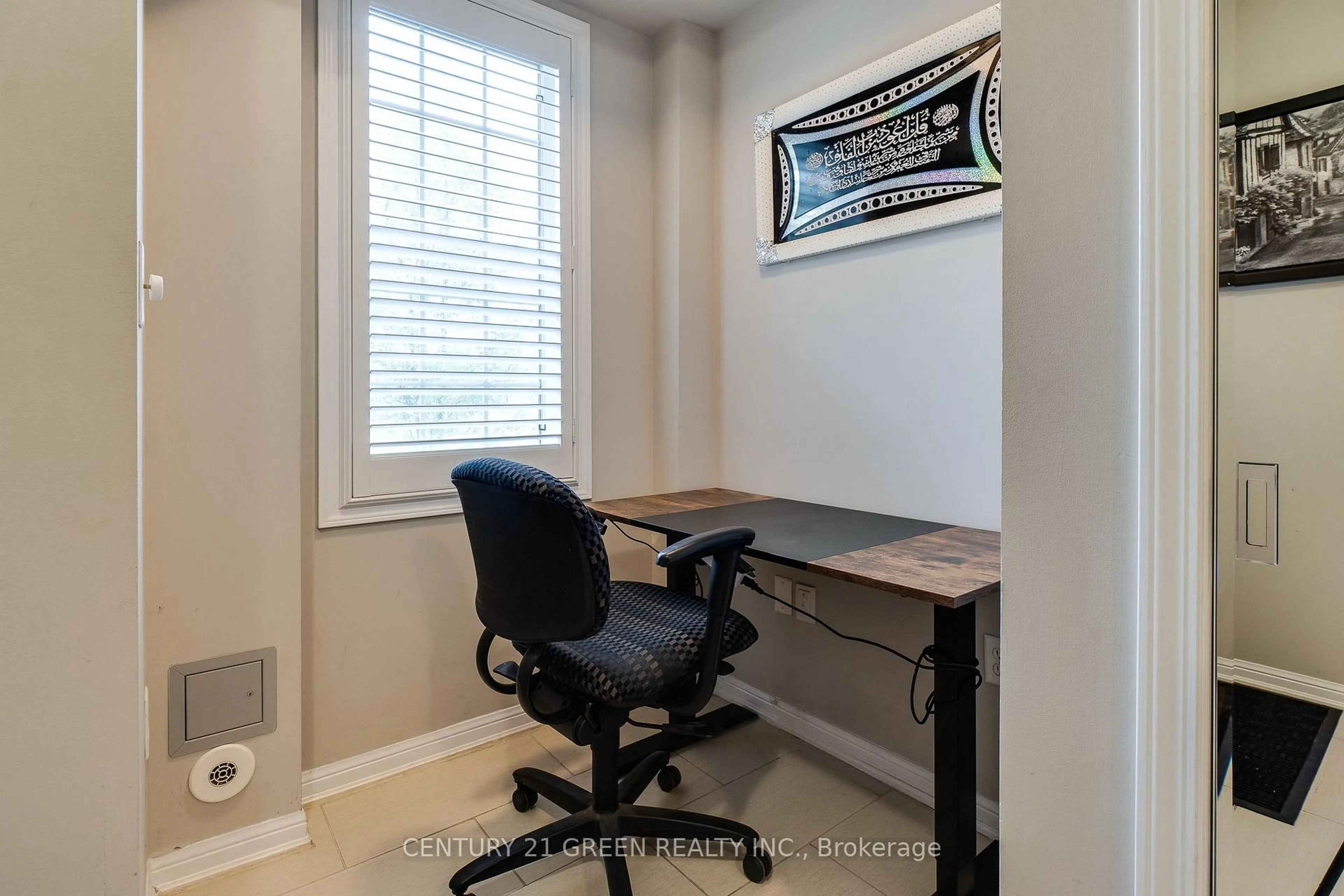 A pic of a room for 2614 Dashwood Dr #24, Oakville Ontario L6M 4C2