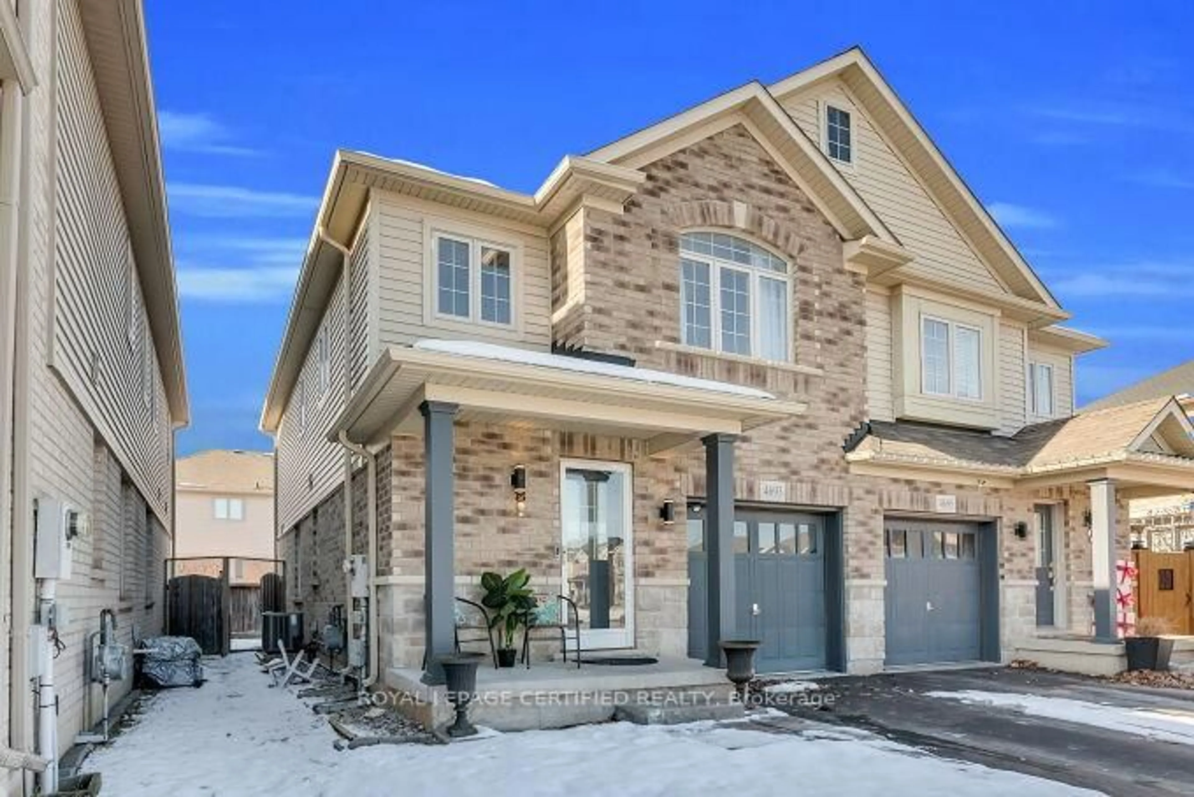 Home with brick exterior material, street for 4693 Thomas Alton Blvd, Burlington Ontario L7M 0J7