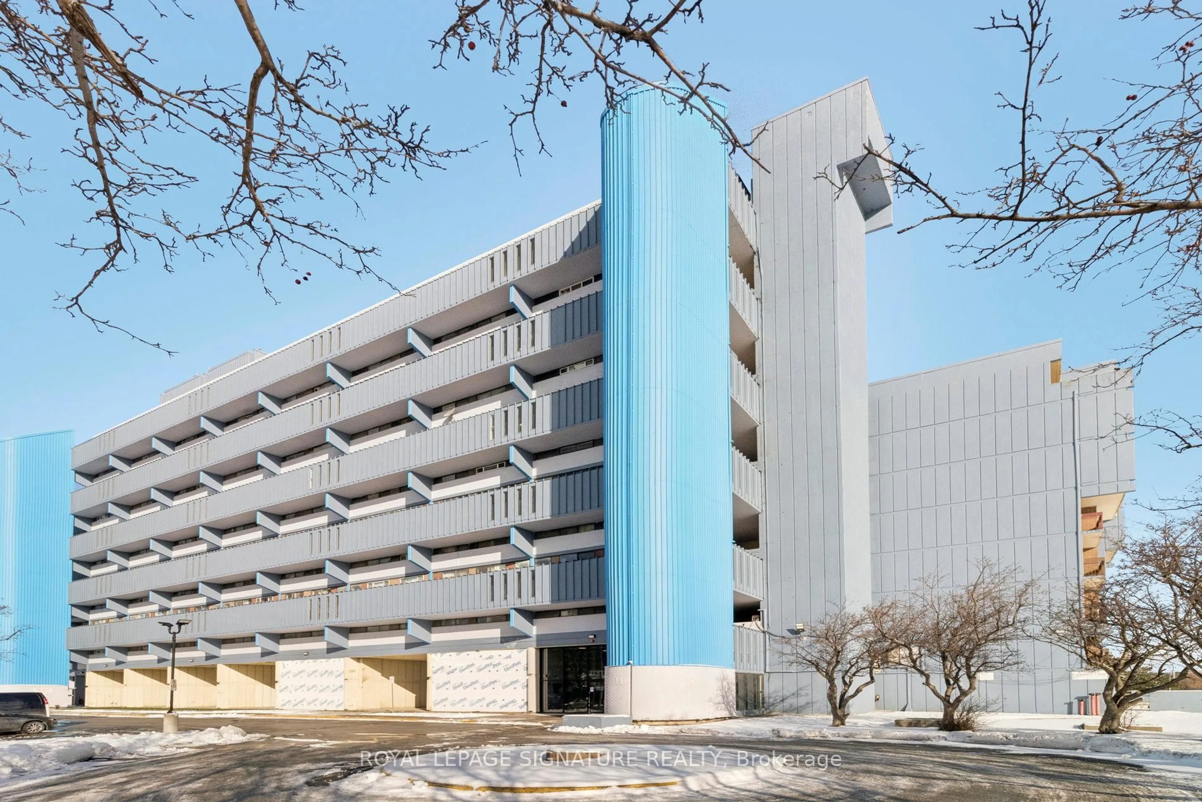 Unknown for 4645 Jane St #720, Toronto Ontario M3N 2K9