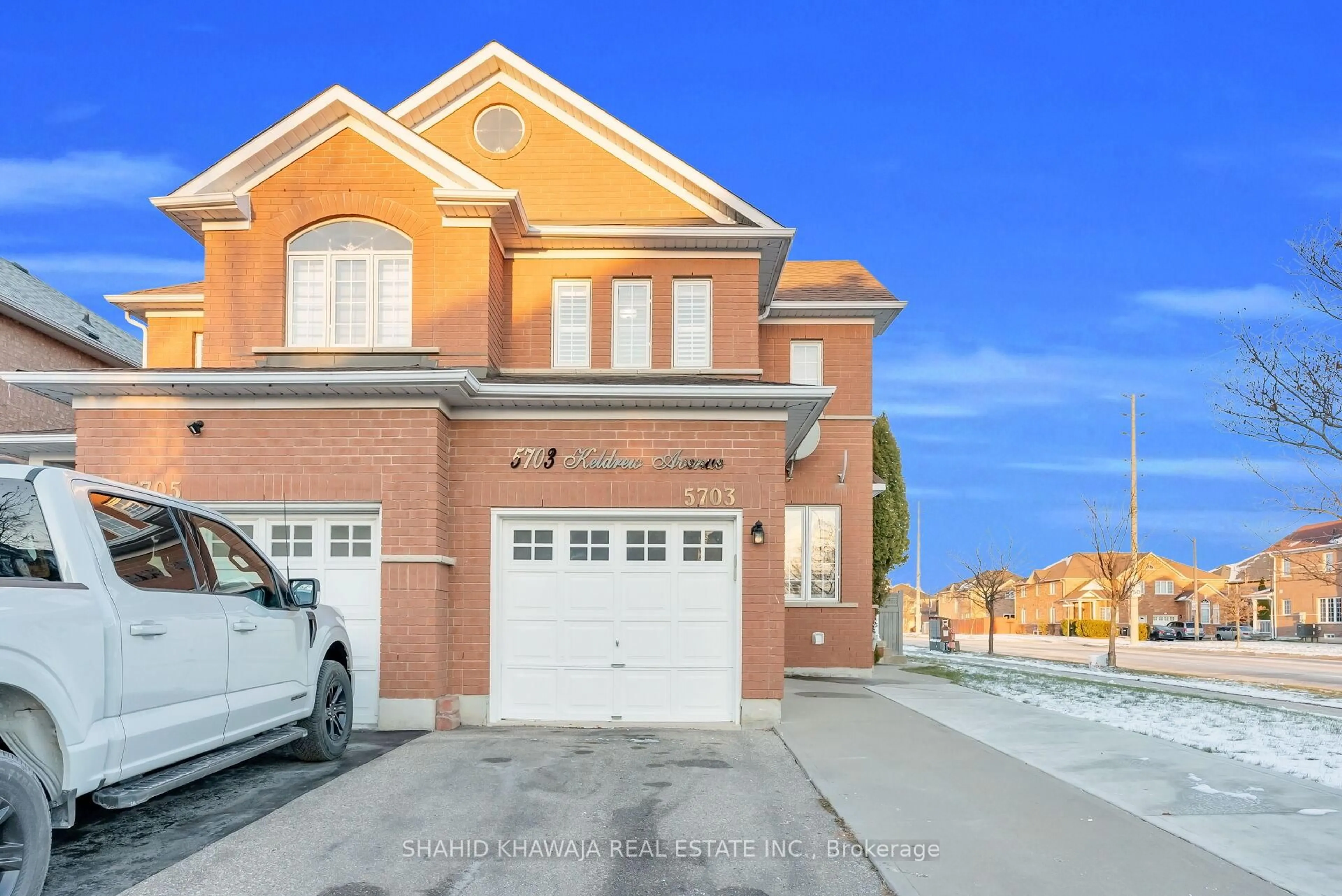 Home with brick exterior material, street for 5703 Keldrew Ave, Mississauga Ontario L5M 7B9