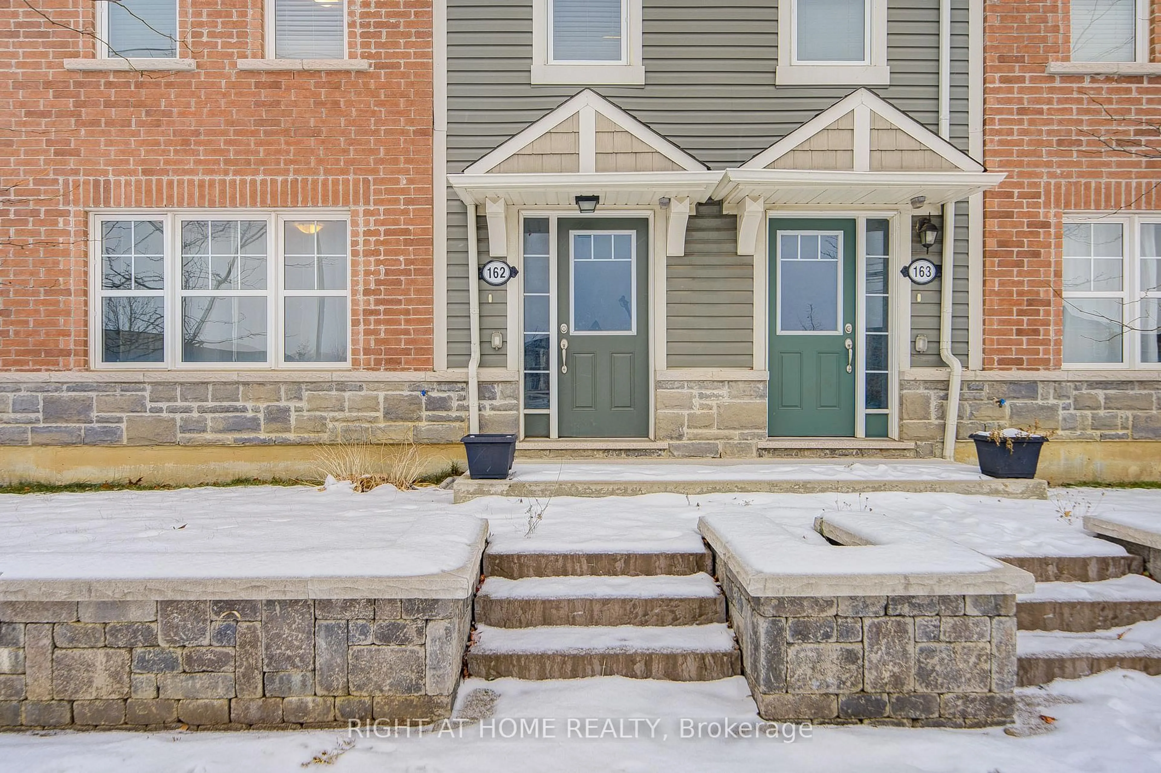 Home with brick exterior material, street for 1000 Asleton Blvd #162, Milton Ontario L9T 9L3