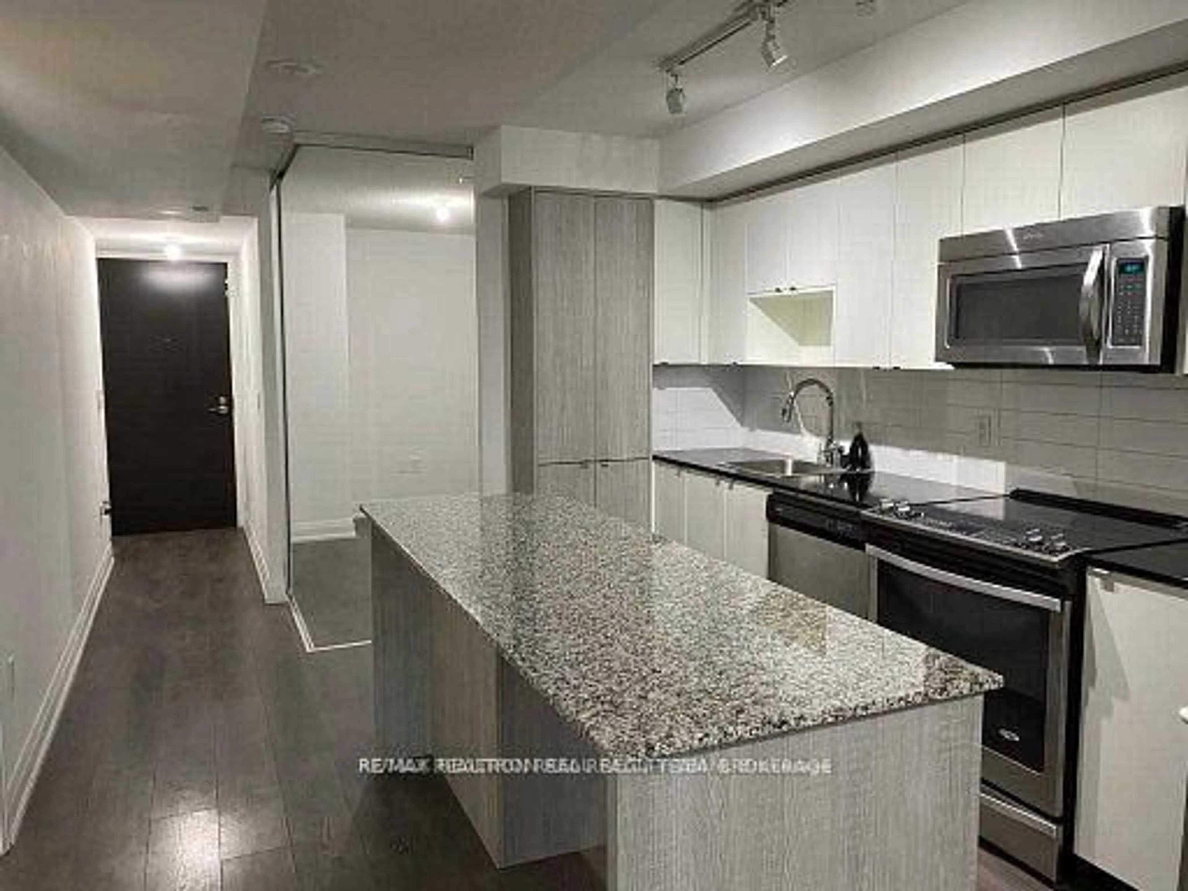 Open concept kitchen, unknown for 9 Valhalla Inn Rd #706, Toronto Ontario M9B 1S9
