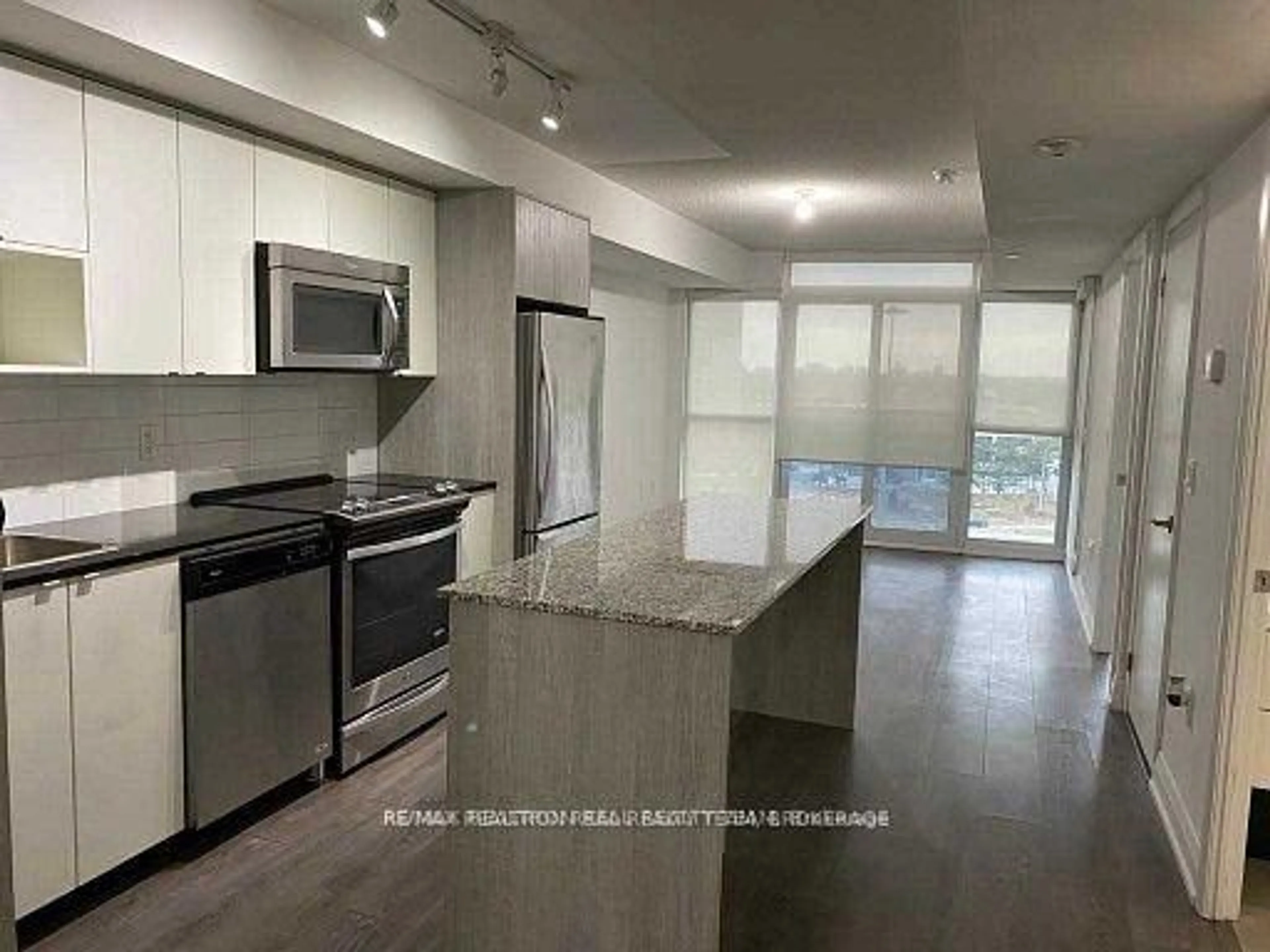 Open concept kitchen, unknown for 9 Valhalla Inn Rd #706, Toronto Ontario M9B 1S9