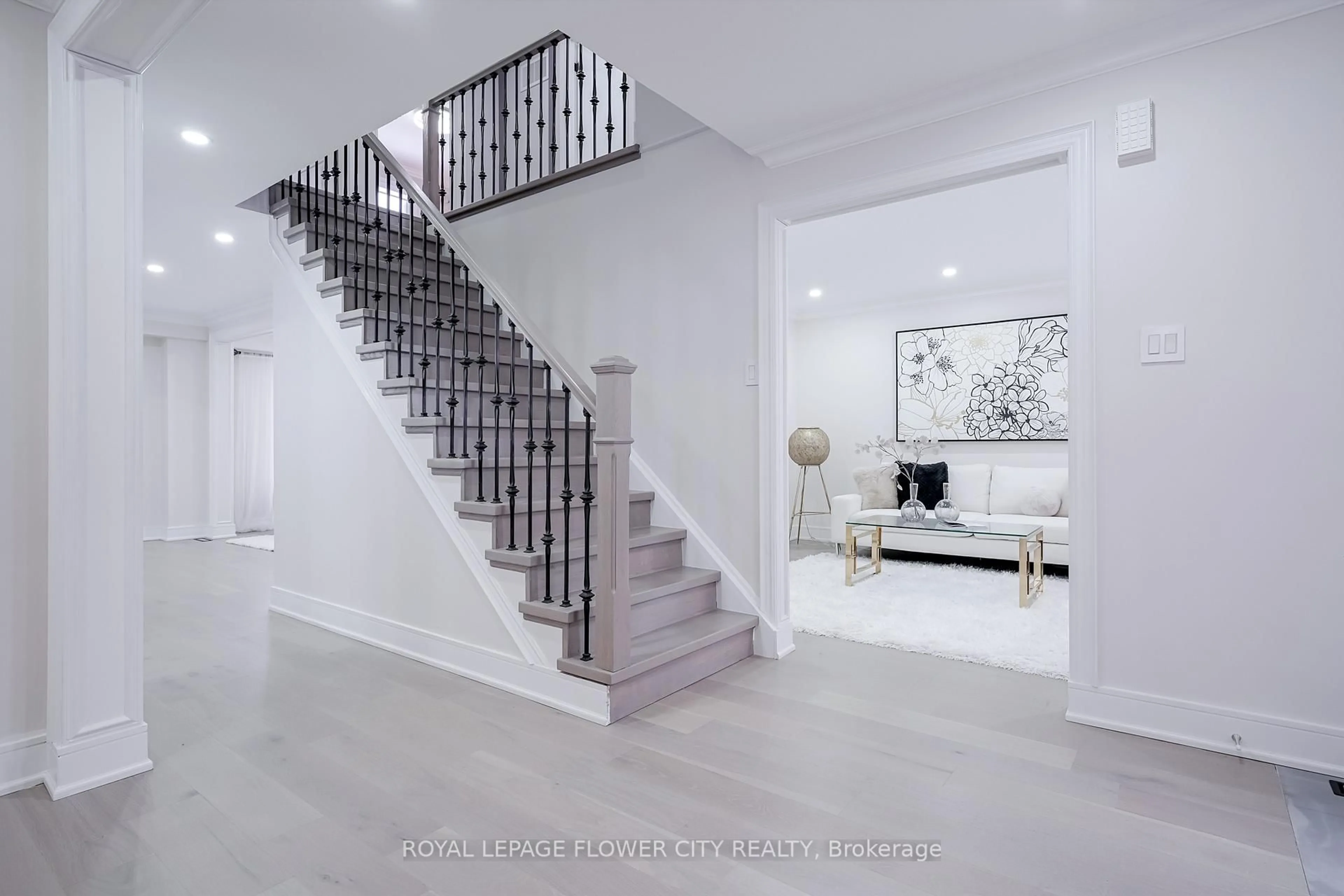 Stairs for 56 Nantucket Cres, Brampton Ontario L6S 3X5