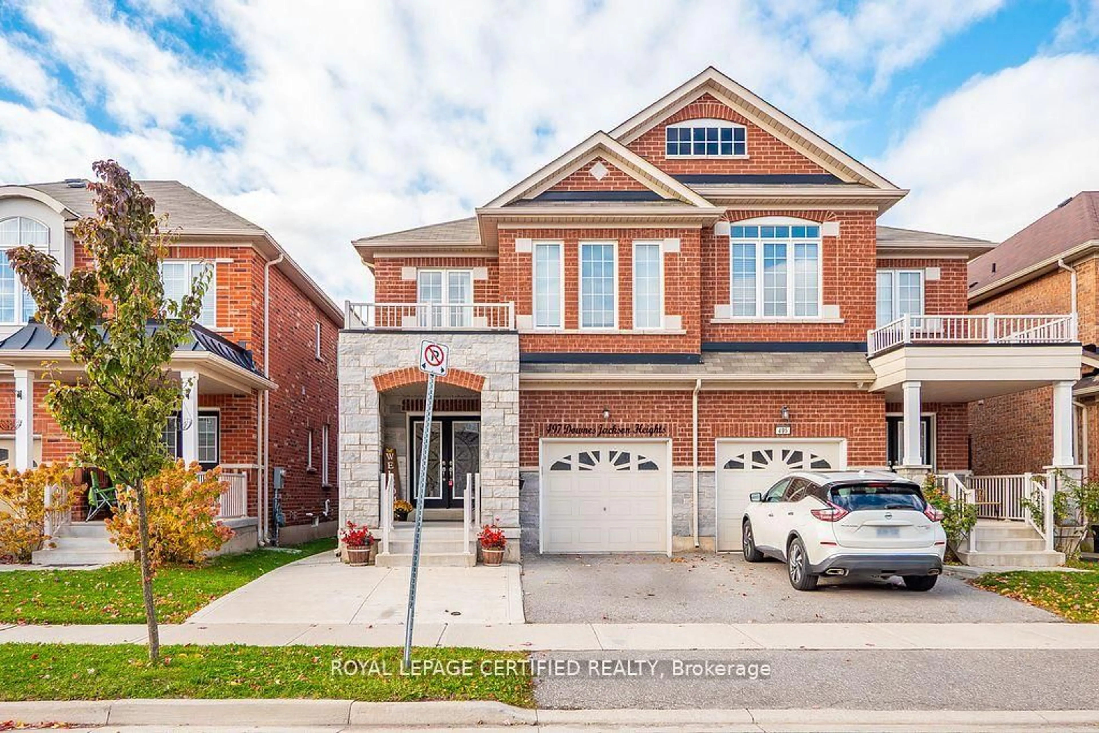 Home with brick exterior material, street for 497 Downes Jackson Hts, Milton Ontario L9T 8W2