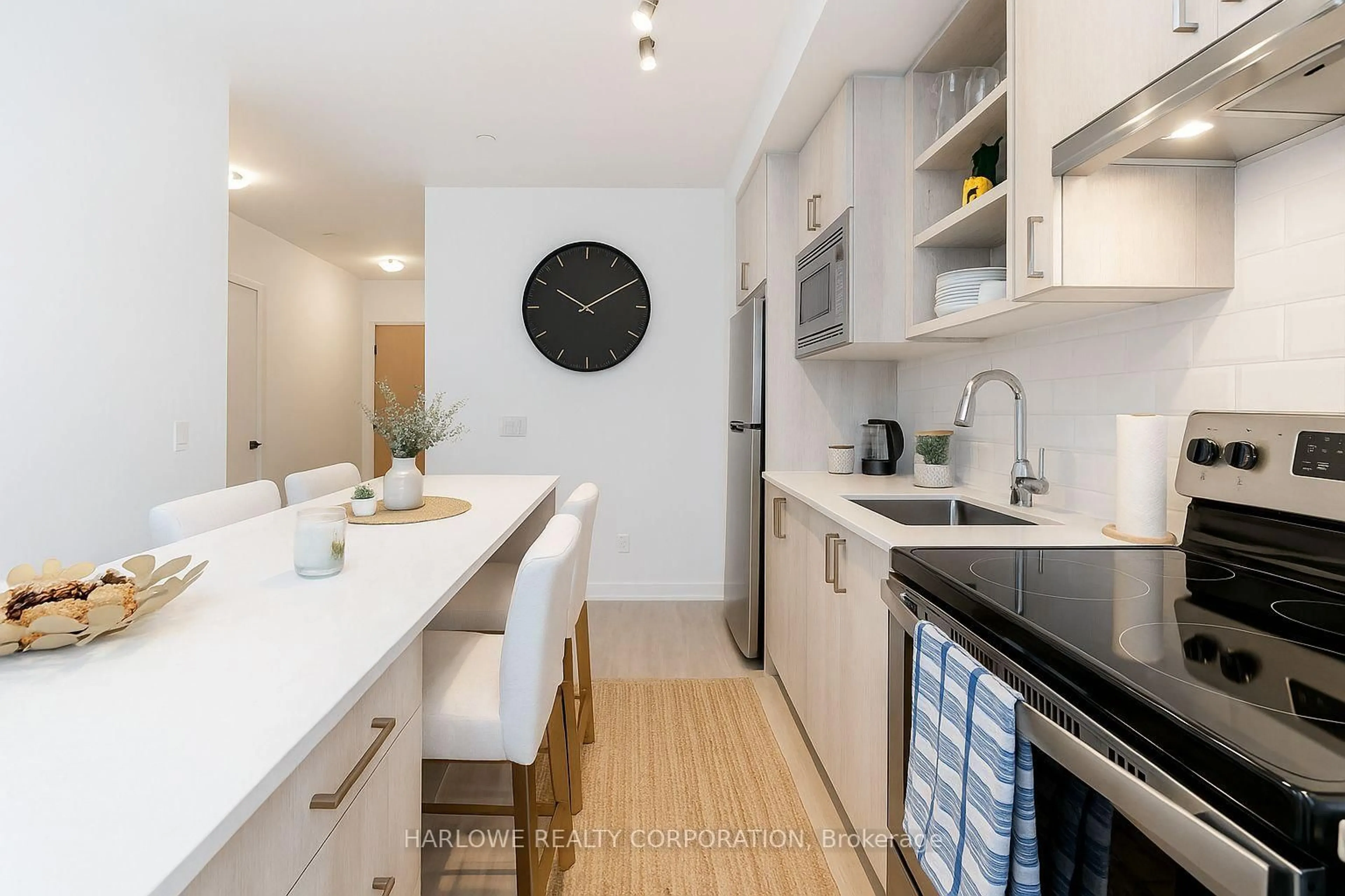 Unknown for 60 George Butchart Dr #717, Toronto Ontario M3K 0E1