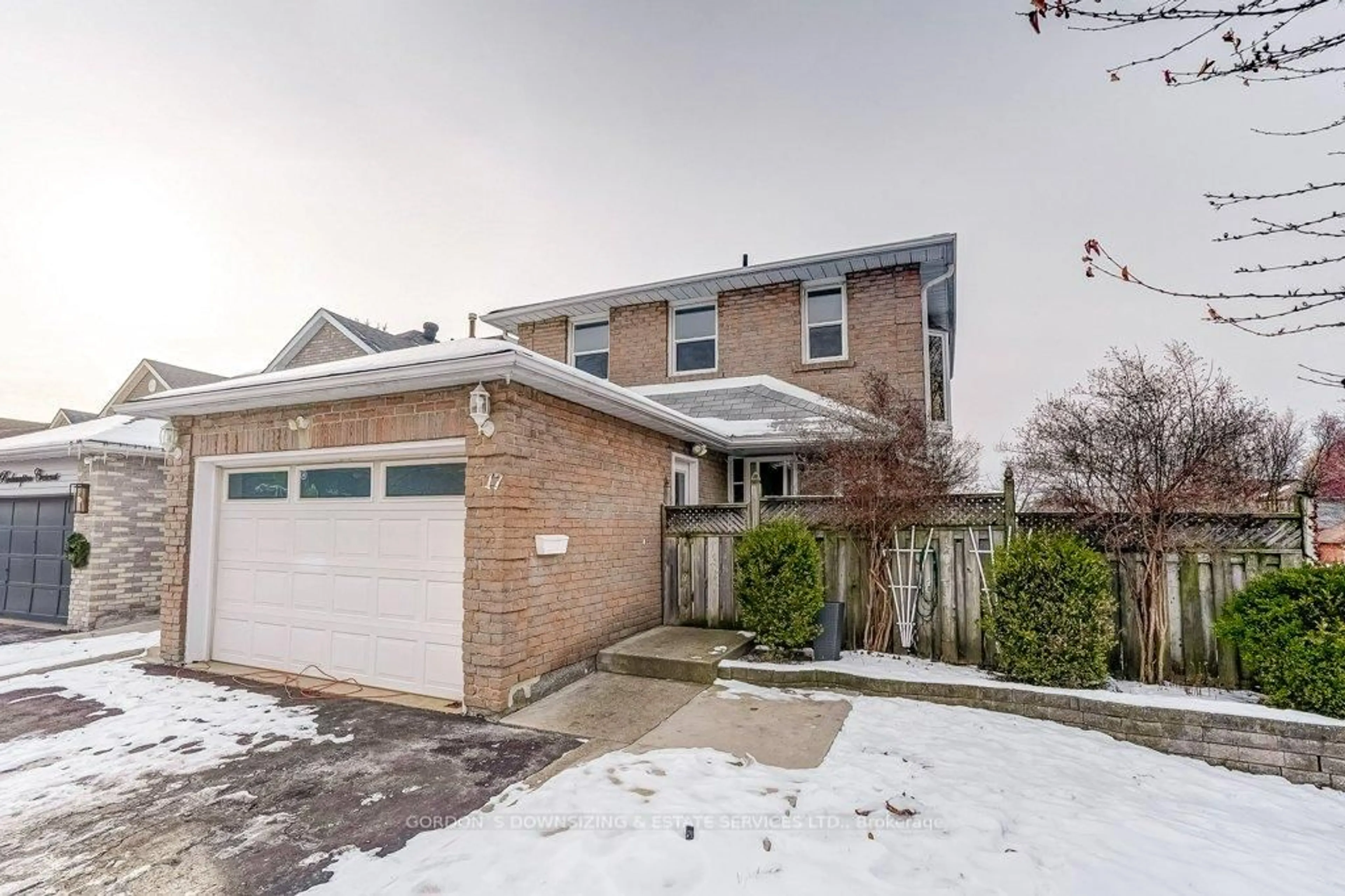 Unknown for 17 Roehampton Cres, Brampton Ontario L6Y 2R3