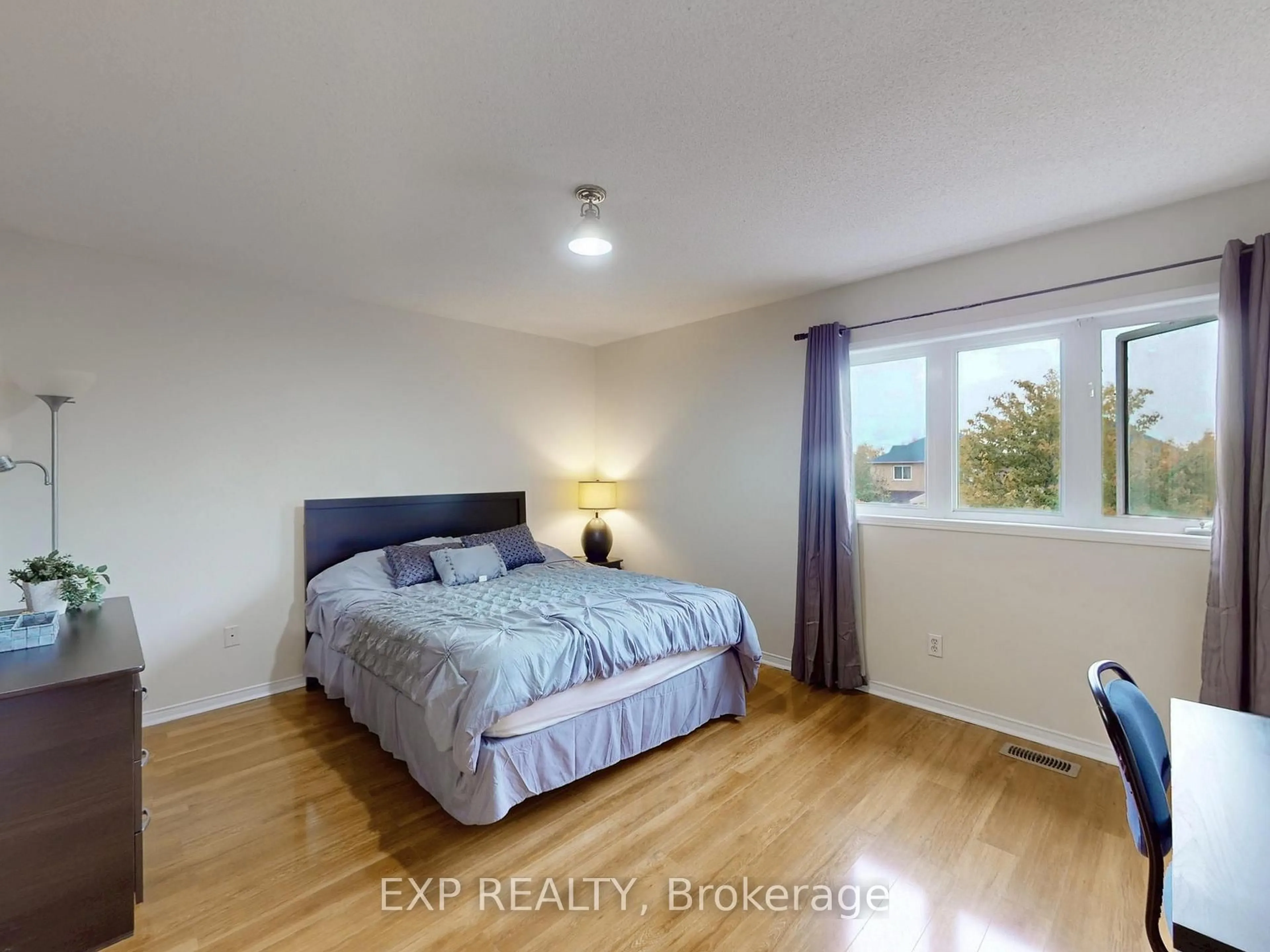 A pic of a room for 3896 Lacman Tr, Mississauga Ontario L5M 6N8