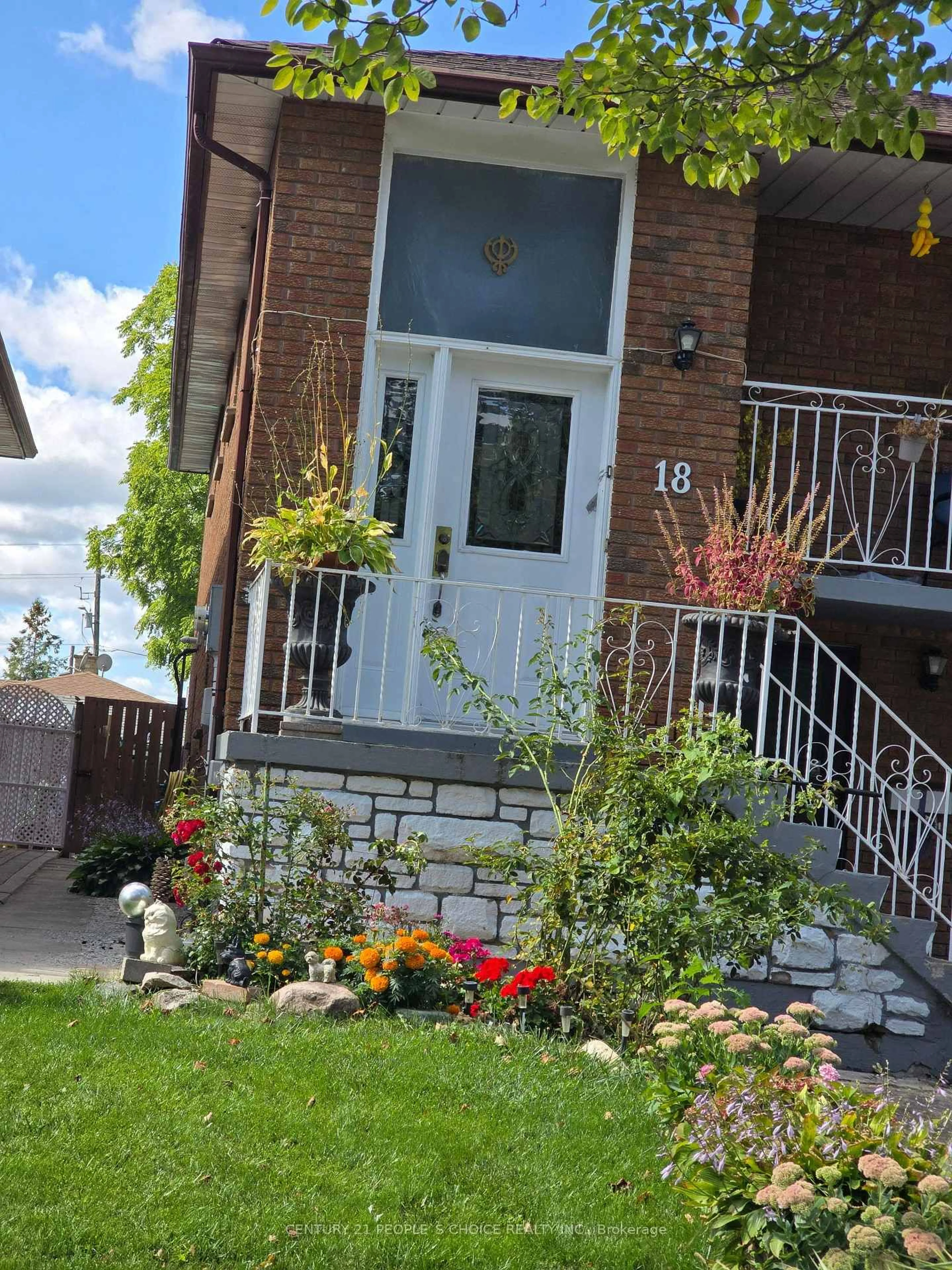 Unknown for 18 Curtis Dr, Brampton Ontario L6Y 2J6