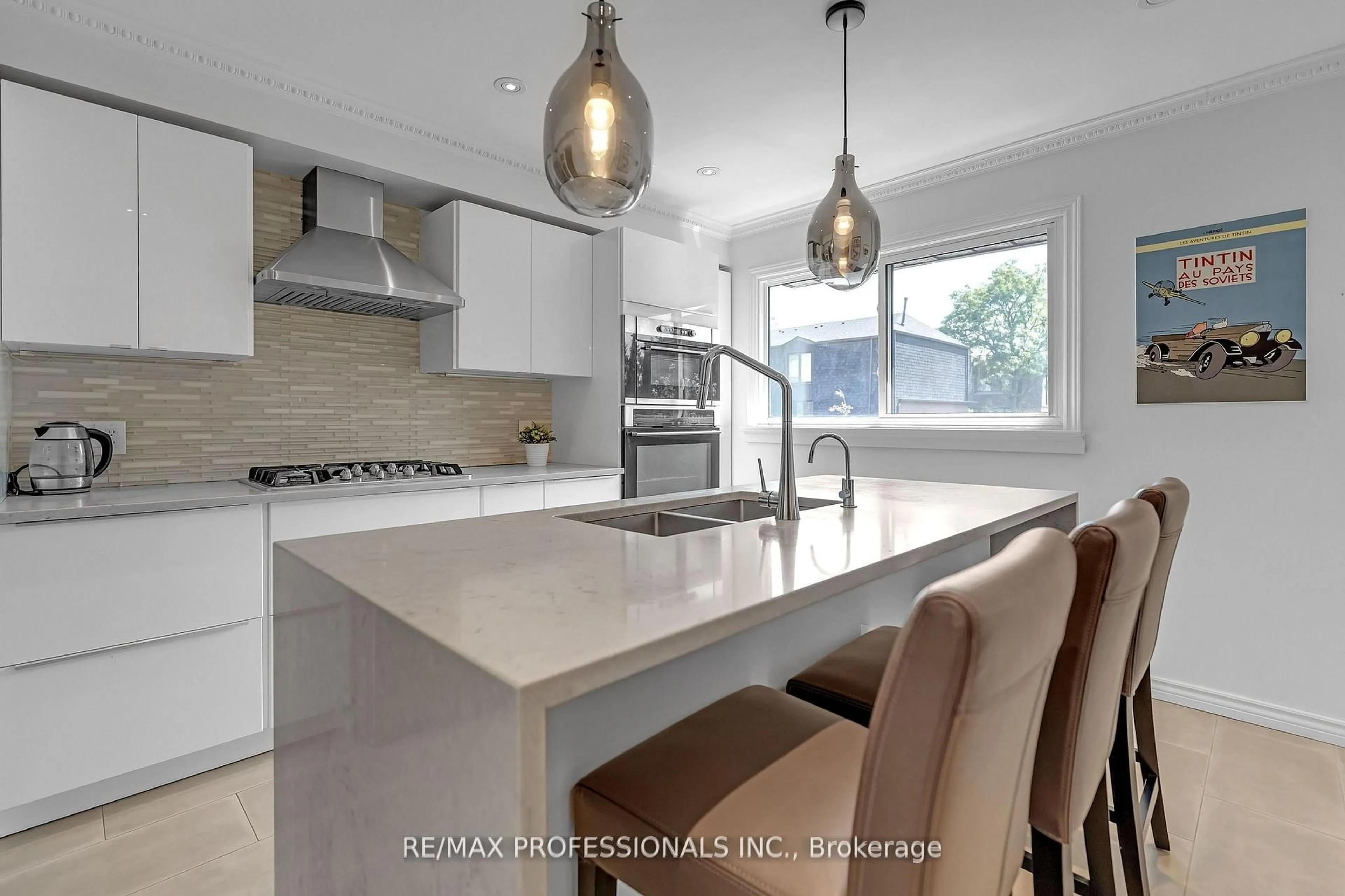 Contemporary kitchen, ceramic/tile floor for 157 Maple Branch Path, Toronto Ontario M9P 3R9