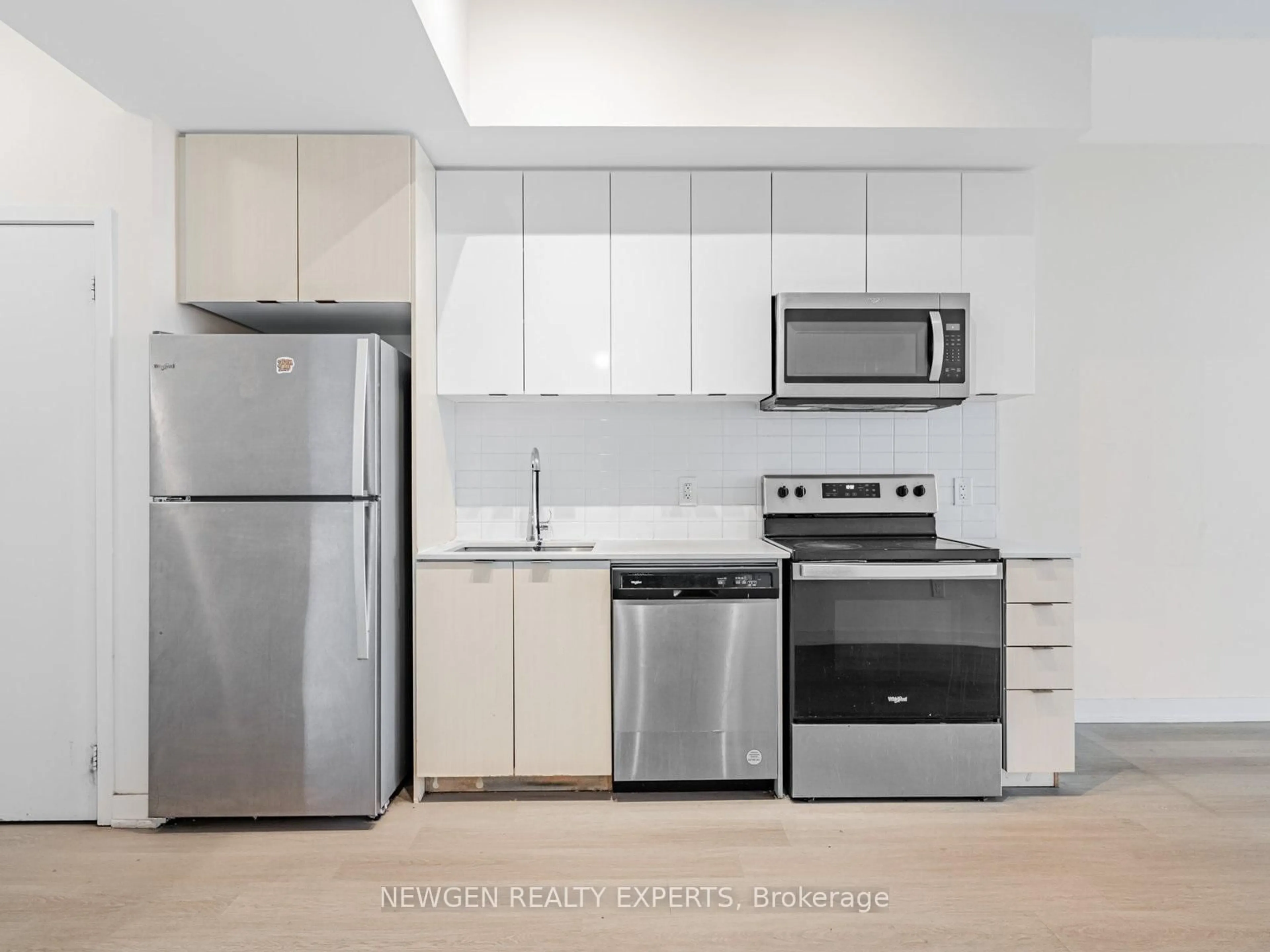 Standard kitchen, unknown for 859 The Queensway #824, Toronto Ontario M8Z 1N8