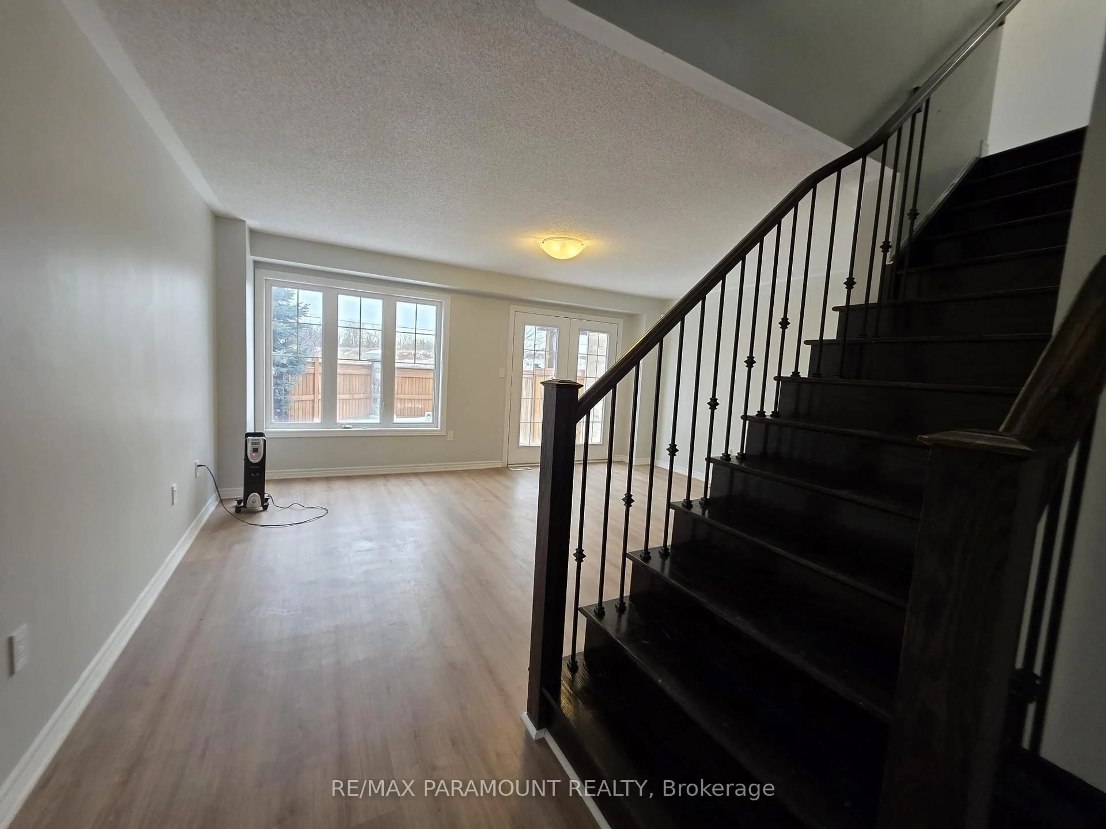 Unknown for 2006 Trawden Way #3, Oakville Ontario L6M 0M1