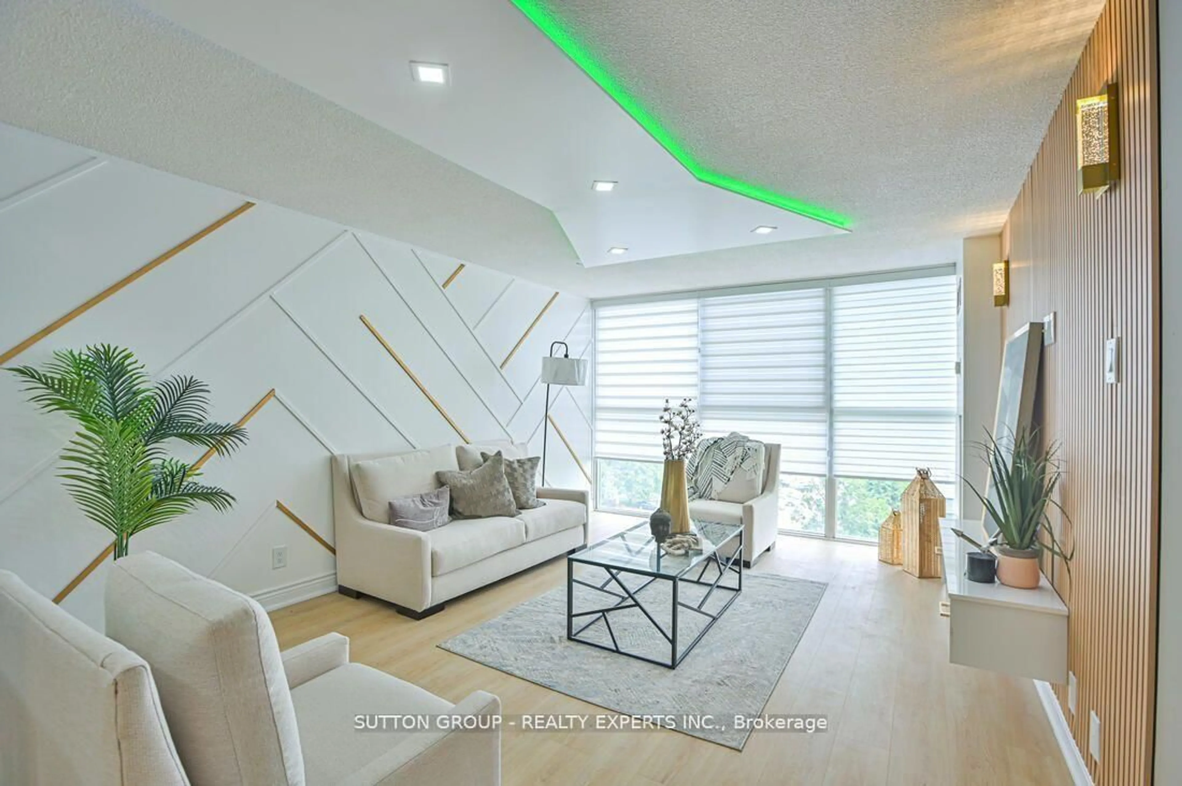 Living room with furniture, unknown for 35 Trailwood Dr #713, Mississauga Ontario L4Z 3L6