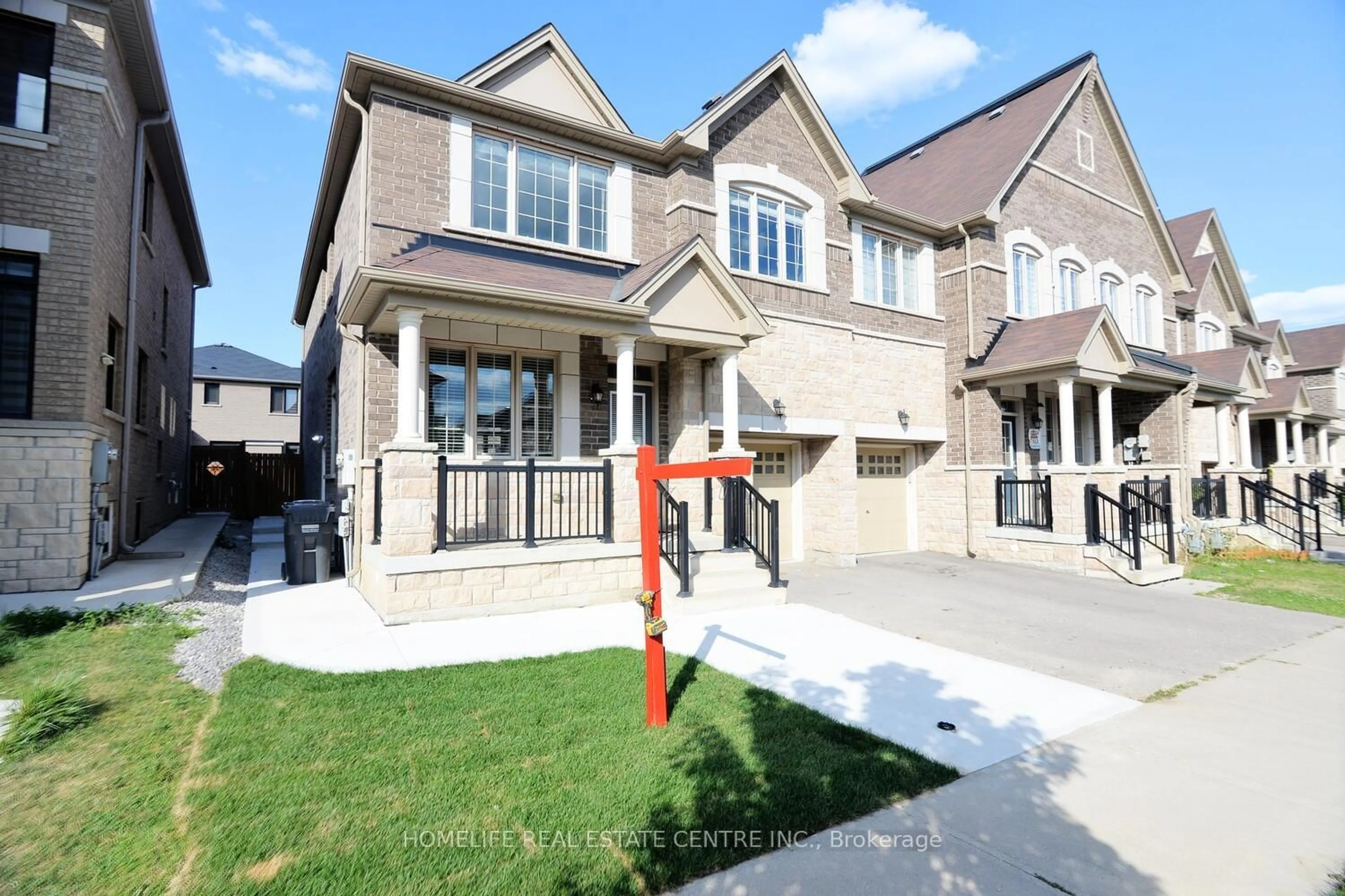Home with brick exterior material, street for 71 Villadowns Tr, Brampton Ontario L6R 3Y8