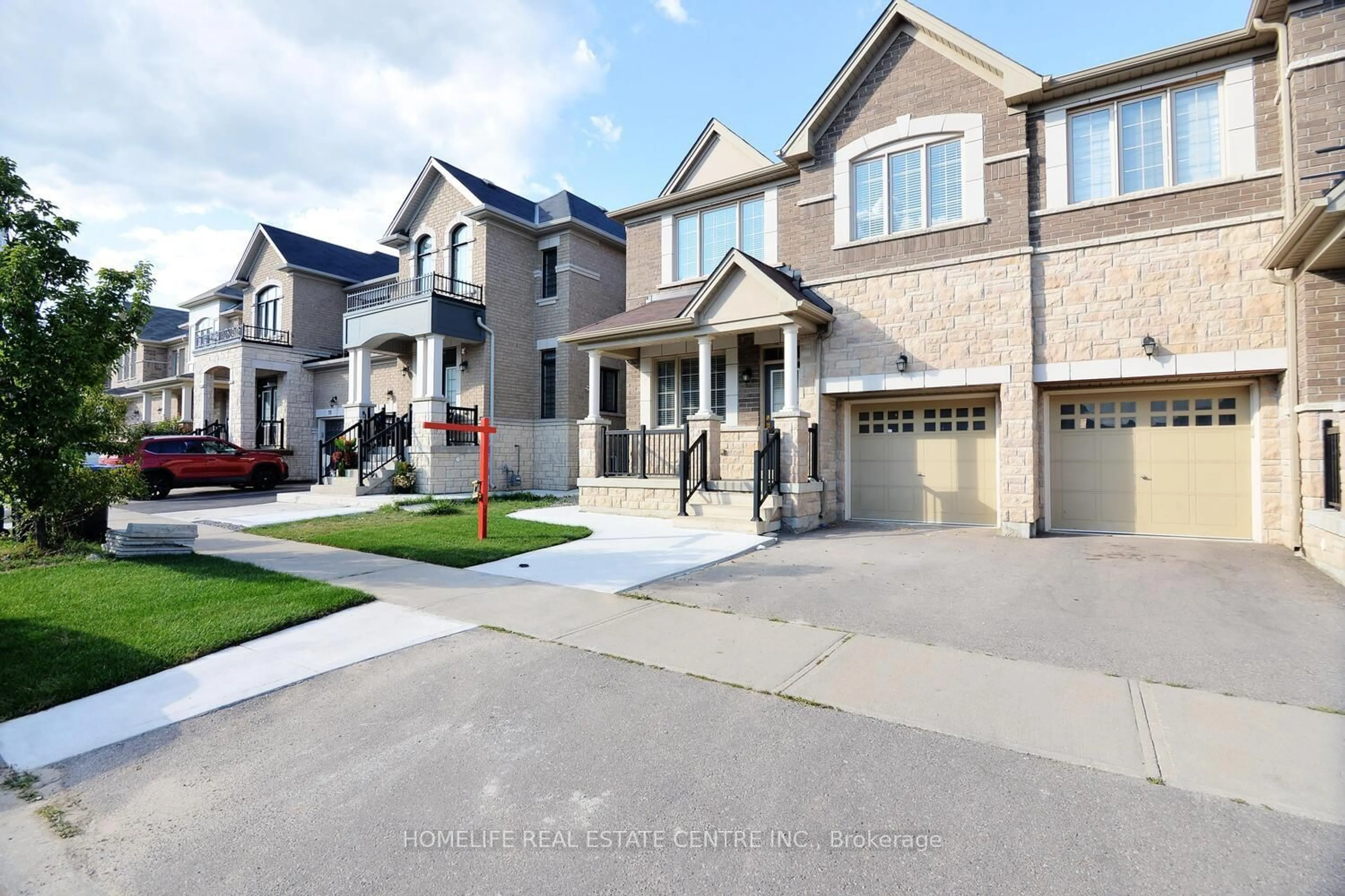 Unknown for 71 Villadowns Tr, Brampton Ontario L6R 3Y8