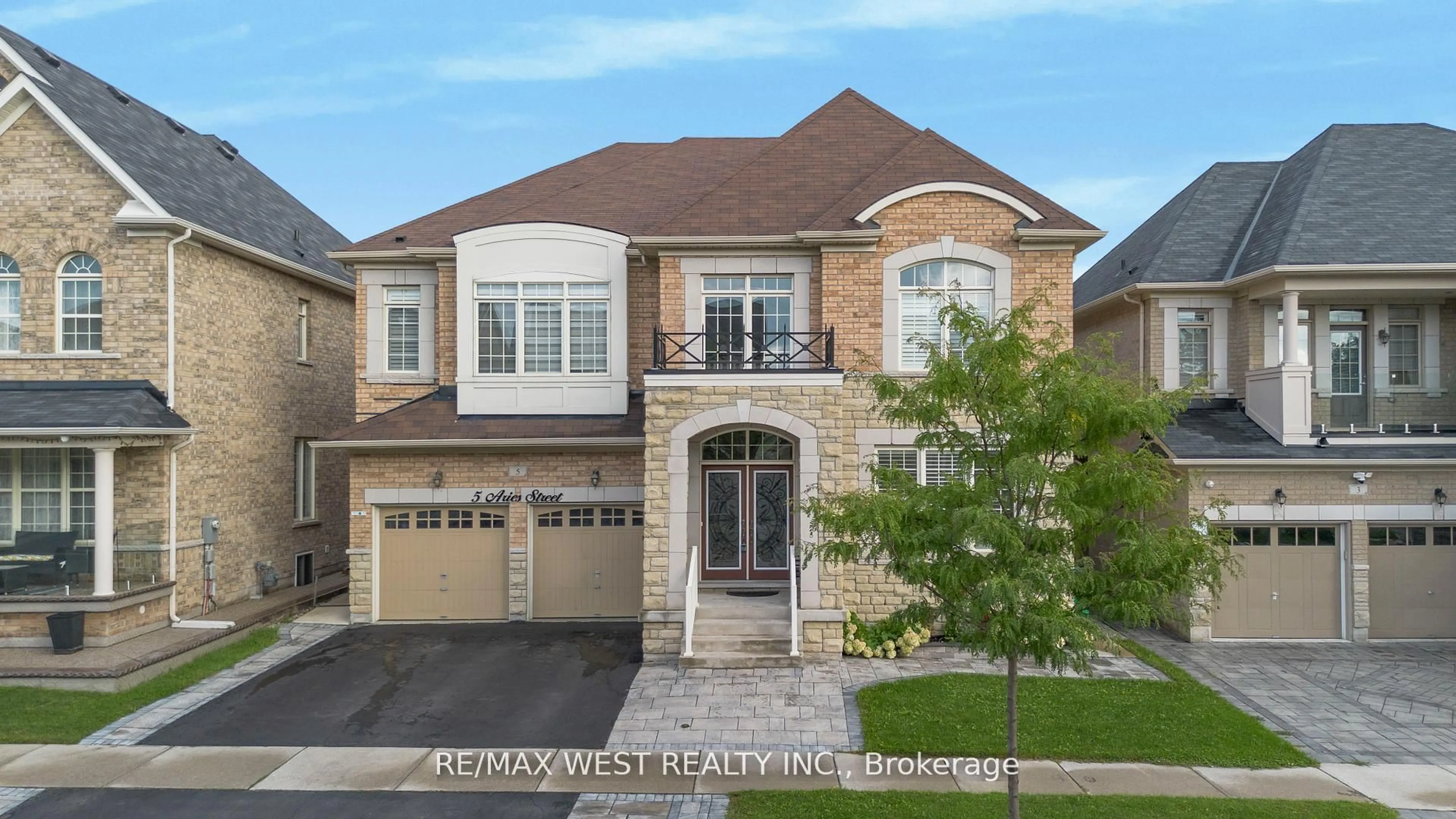 Home with brick exterior material, street for 5 Aries St, Brampton Ontario L6Y 5Z2