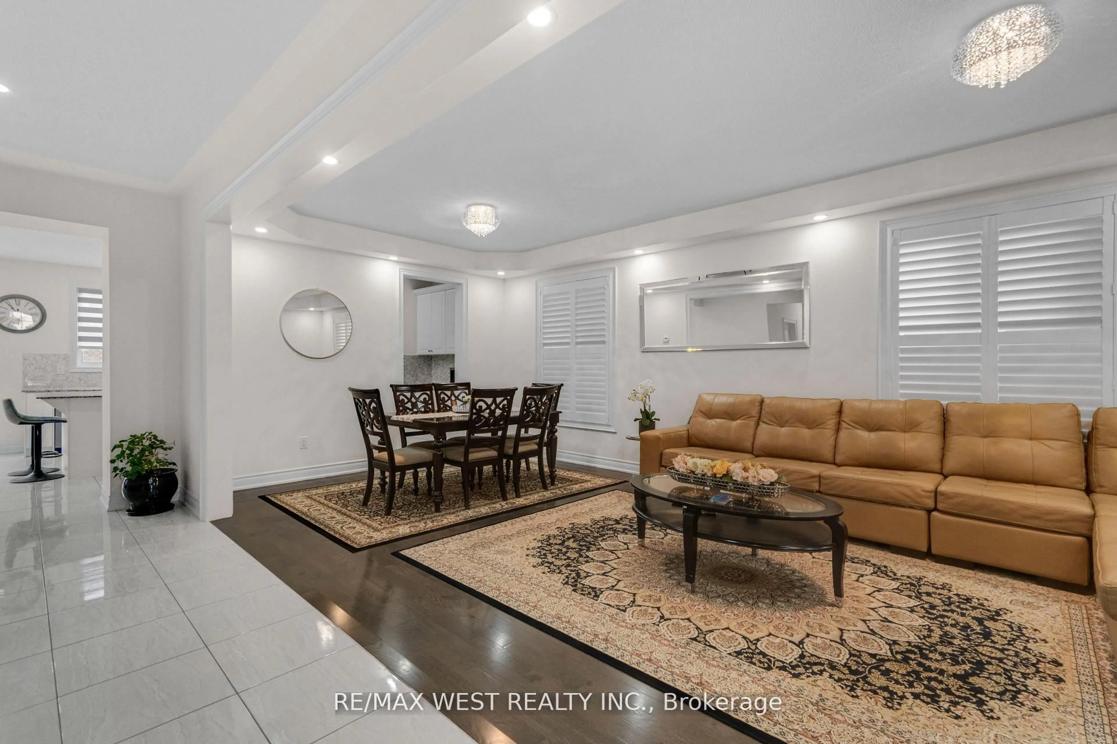 Living room with furniture, unknown for 5 Aries St, Brampton Ontario L6Y 5Z2