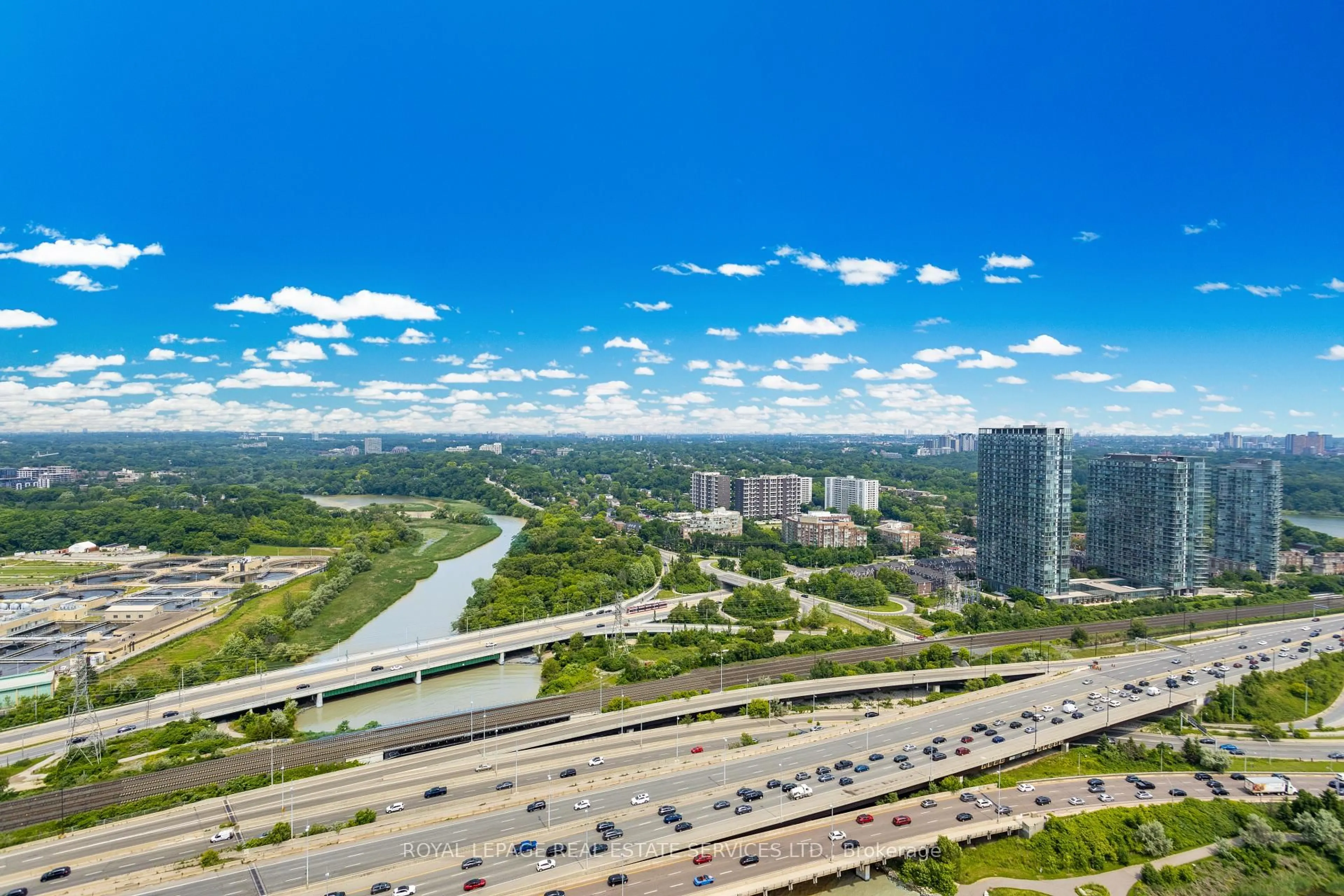 A pic from outside/outdoor area/front of a property/back of a property/a pic from drone, city buildings view from balcony for 1 Palace Pier Crt #2812, Toronto Ontario M8V 3W9