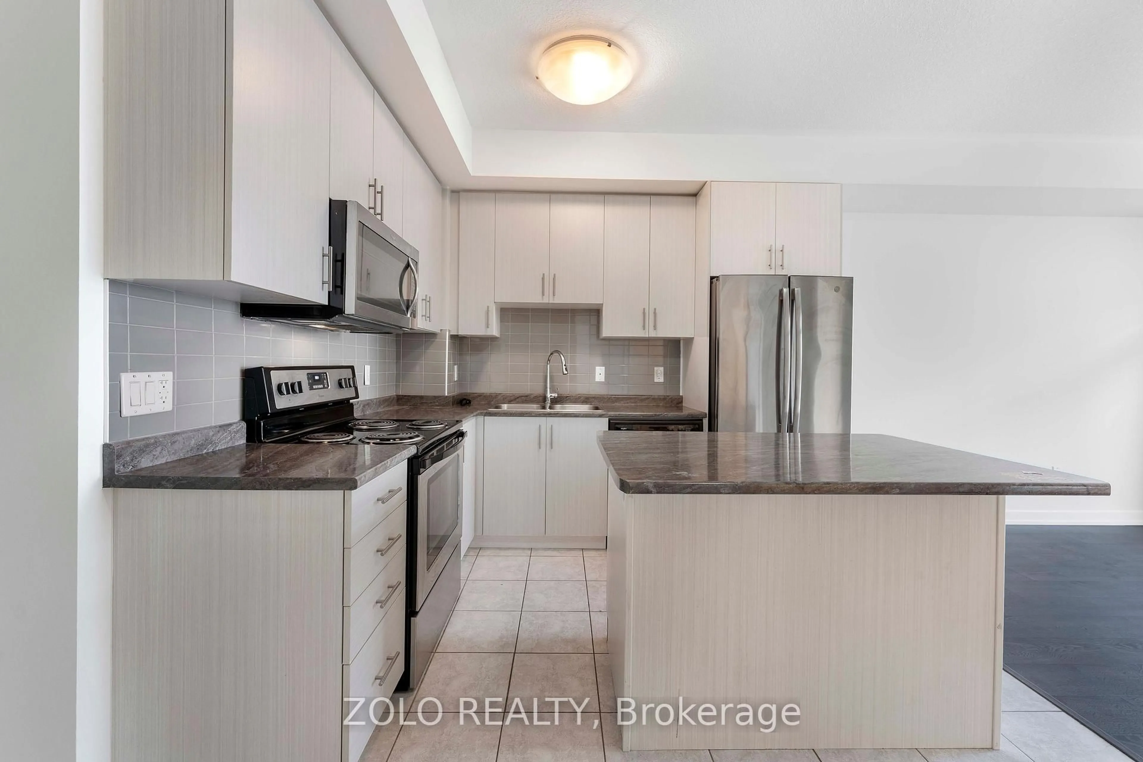 Standard kitchen, ceramic/tile floor for 2486 Old Bronte Rd #418, Oakville Ontario L6M 4J2