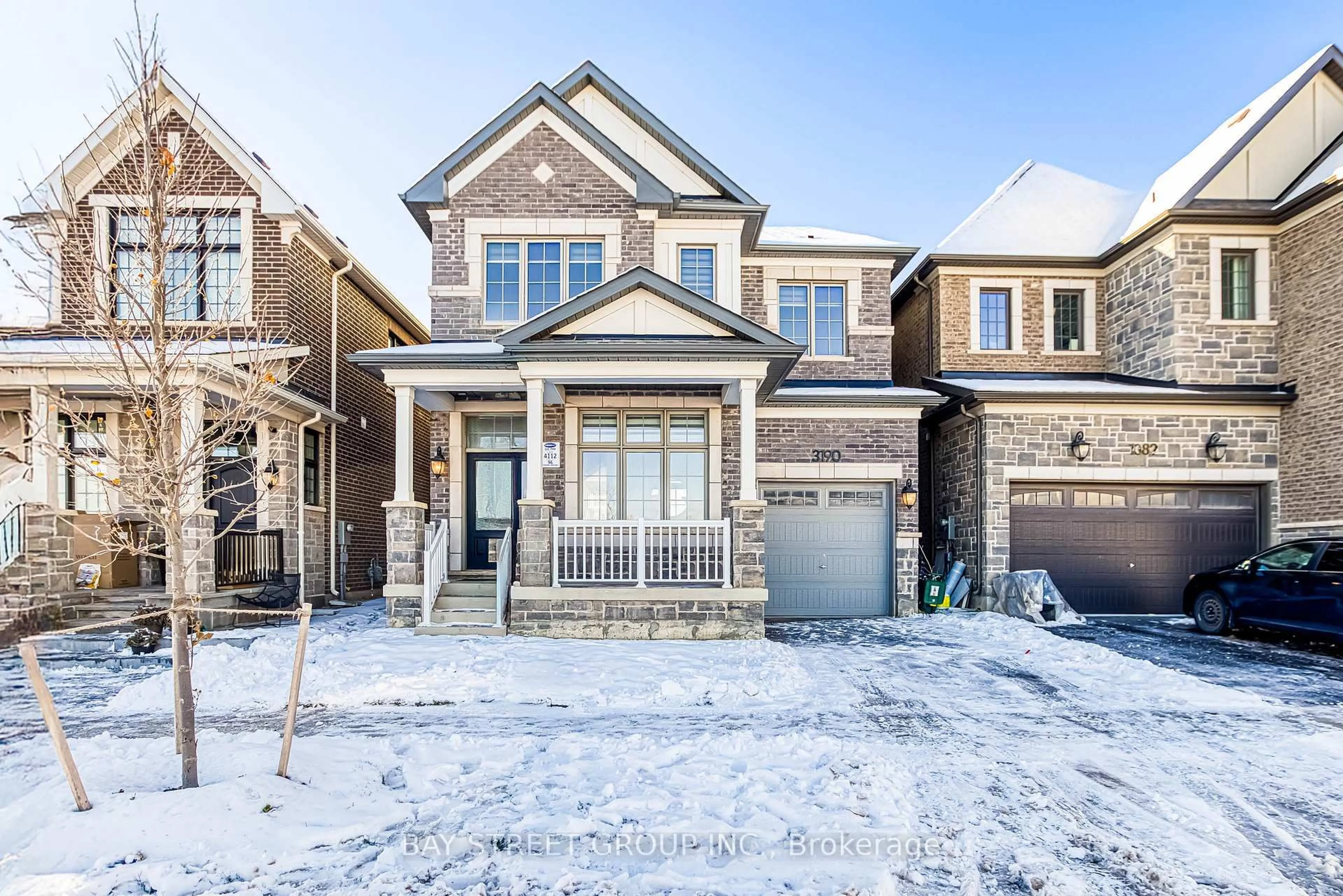 Home with brick exterior material, street for 3190 William Cutmore Blvd, Oakville Ontario L6H 7X3