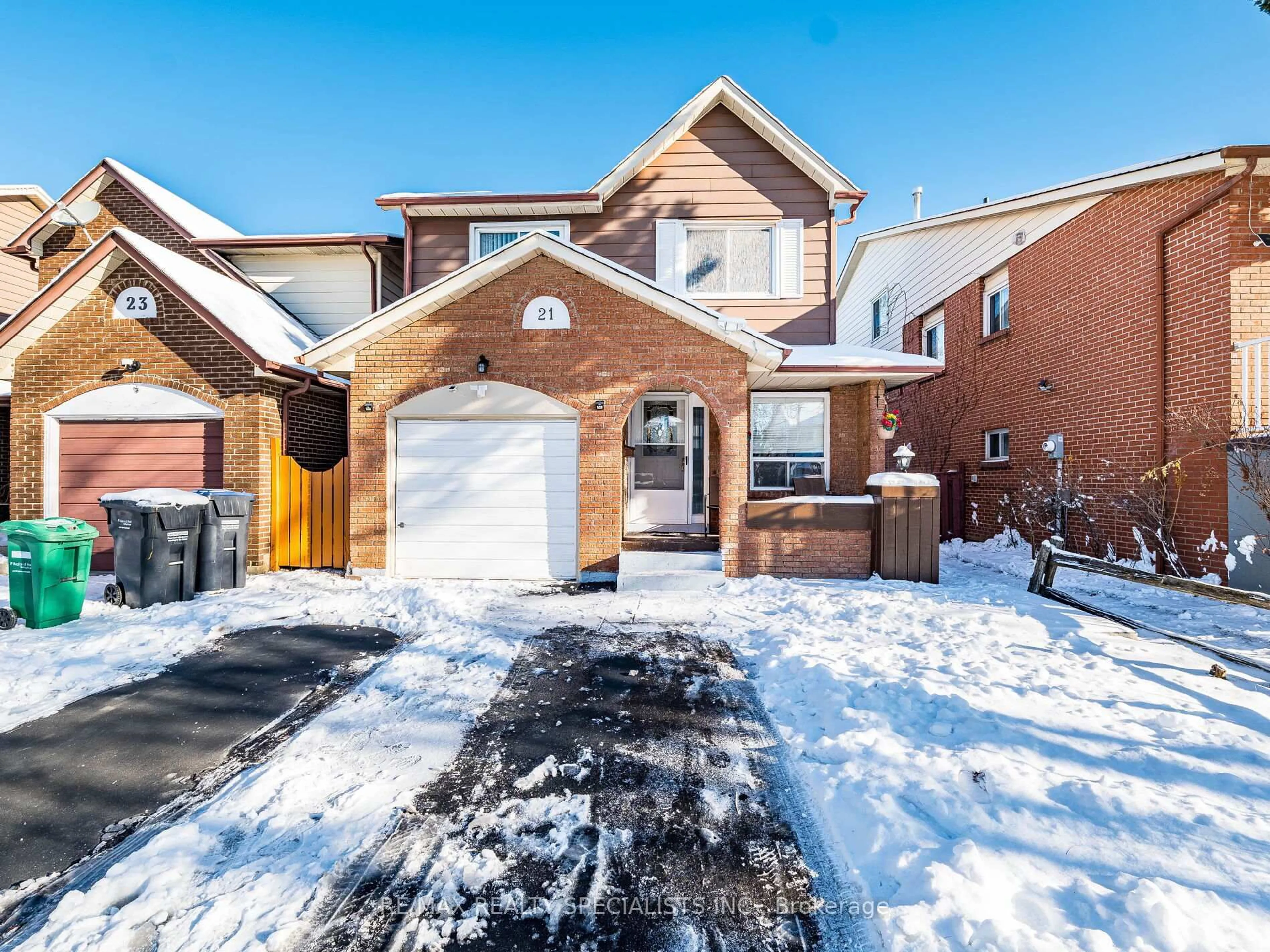 Home with brick exterior material, street for 21 Foxacre Row, Brampton Ontario L6V 3V7