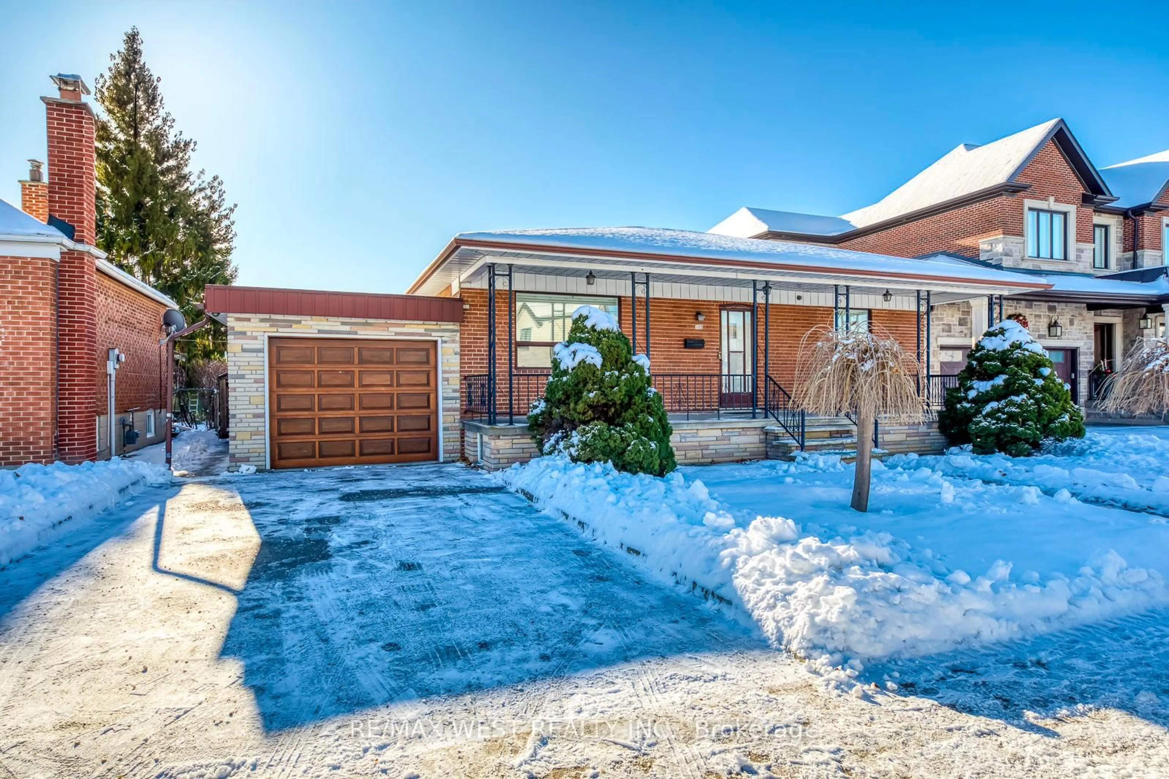 Home with brick exterior material, street for 709 Glengrove Ave, Toronto Ontario M6B 2J4